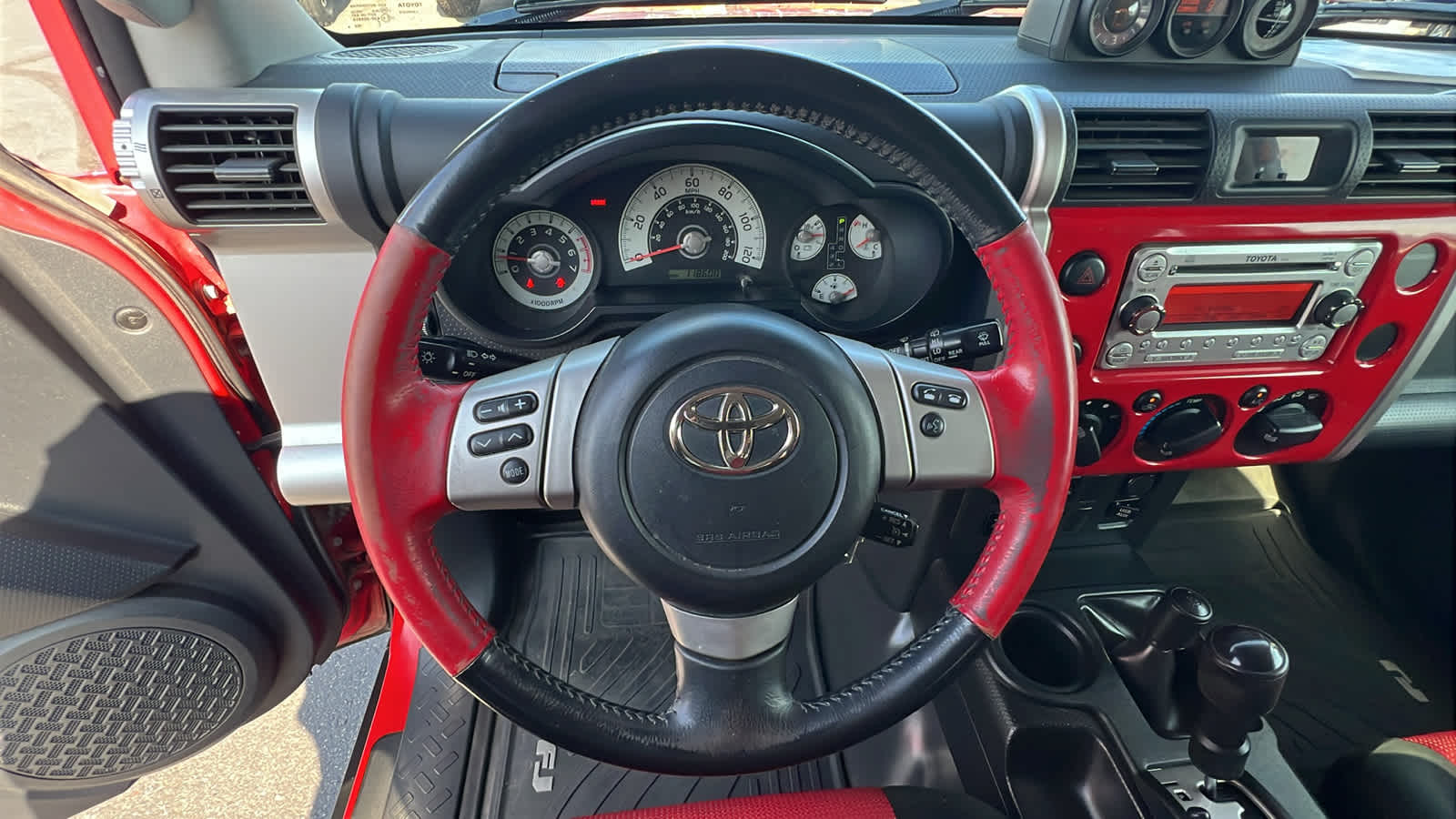 used 2012 Toyota FJ Cruiser car, priced at $25,995