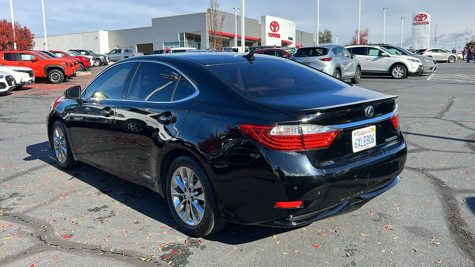 used 2013 Lexus ES 300h car, priced at $15,995