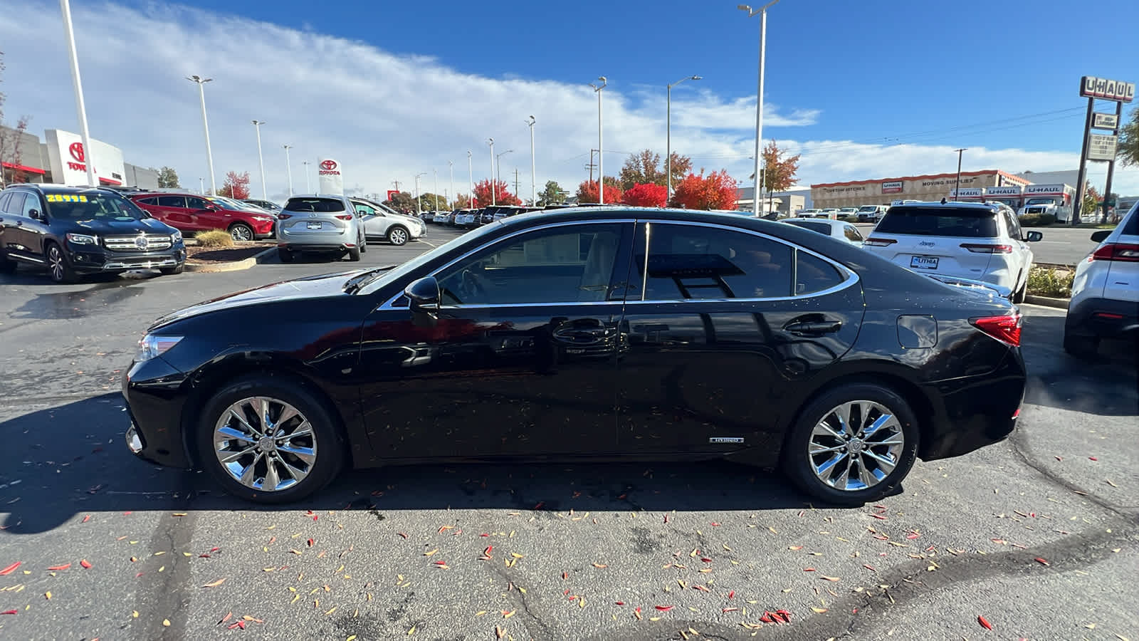 used 2013 Lexus ES 300h car, priced at $15,995