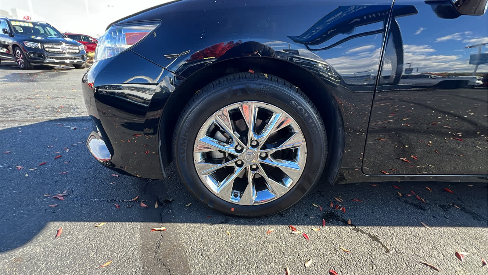 used 2013 Lexus ES 300h car, priced at $15,995