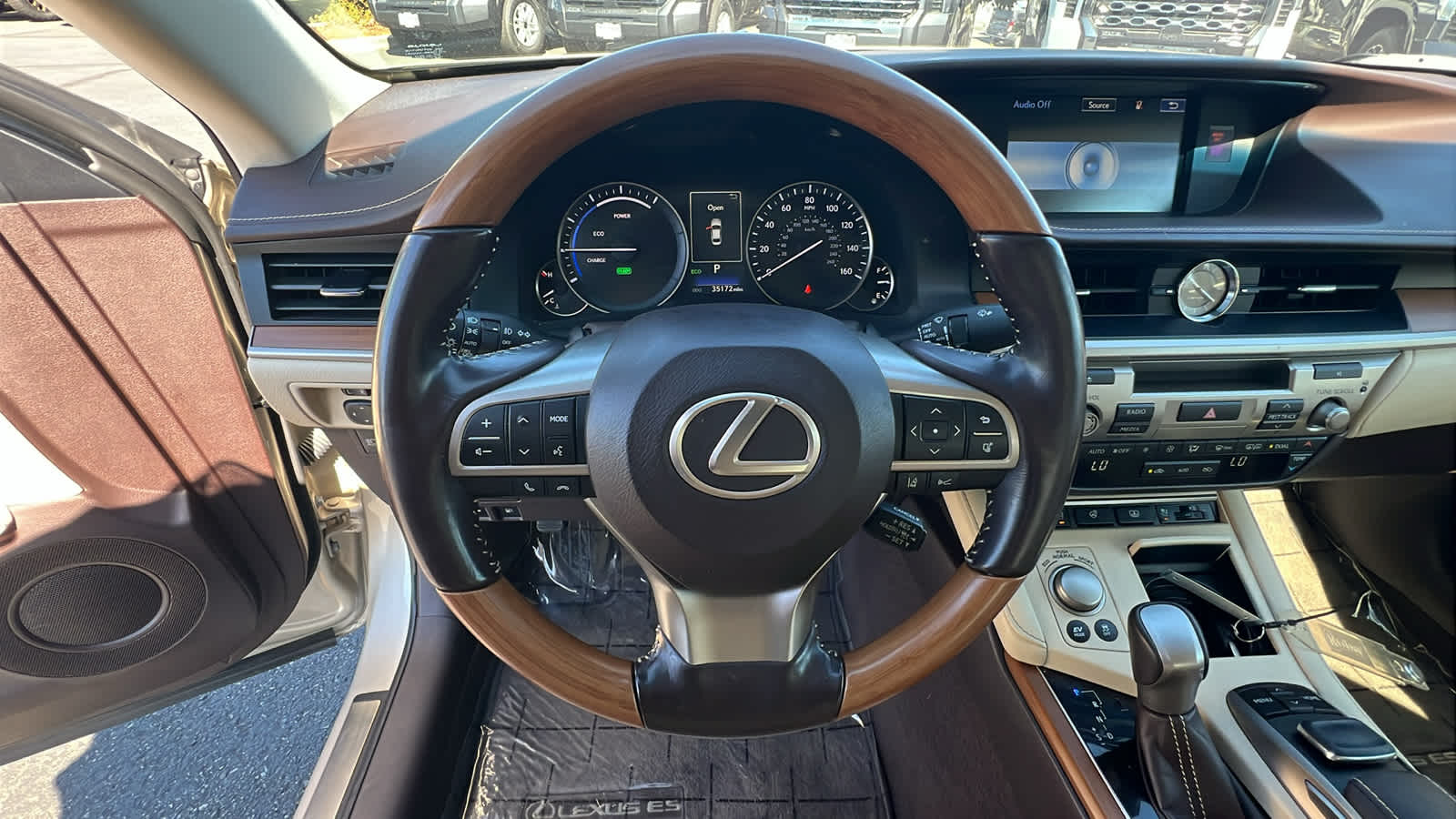used 2016 Lexus ES 300h car, priced at $21,995