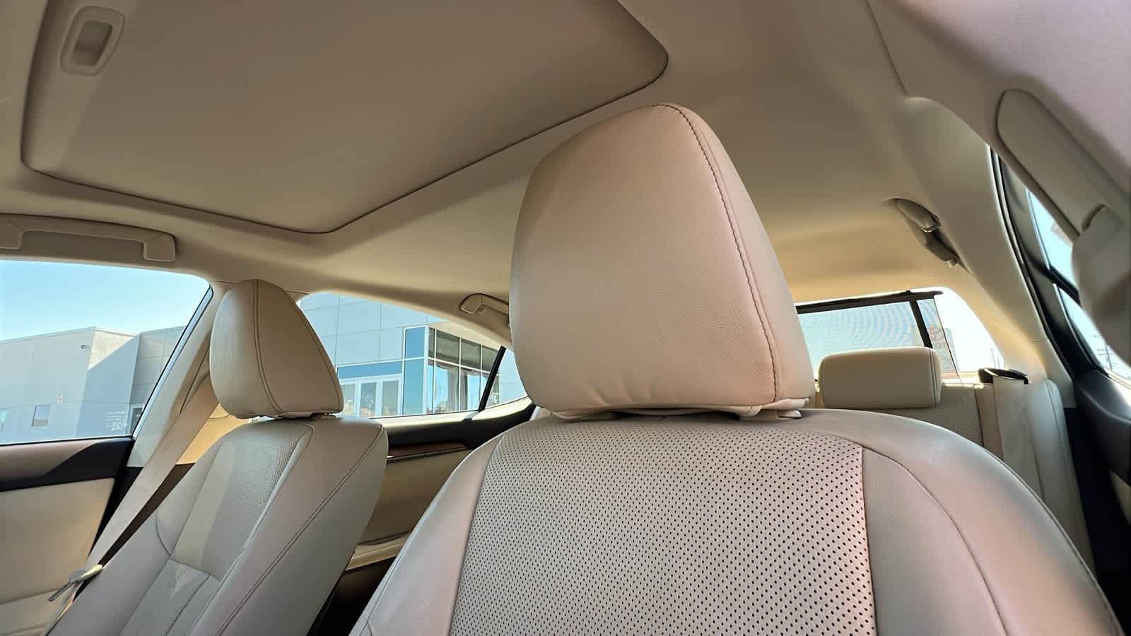 used 2016 Lexus ES 300h car, priced at $21,995