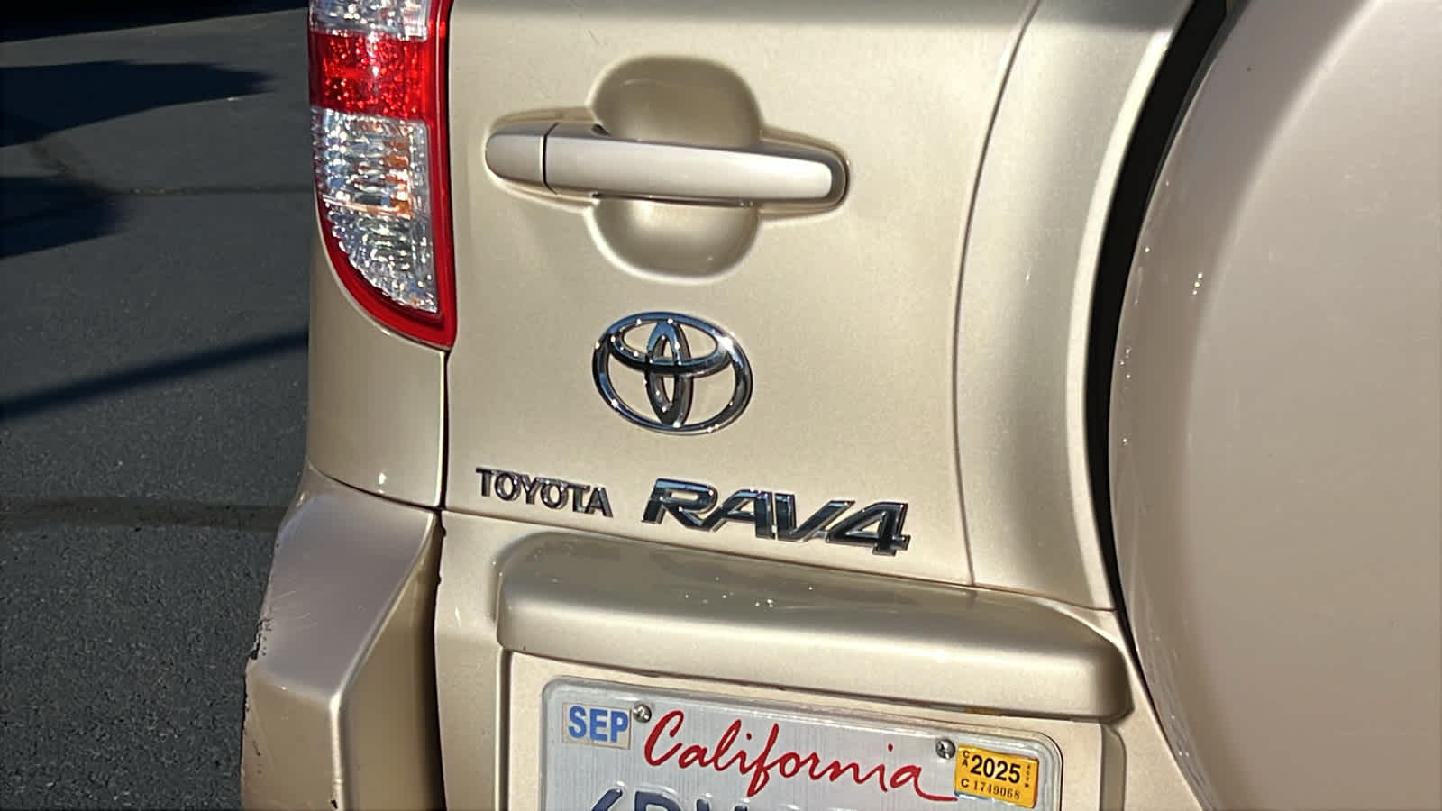 used 2009 Toyota RAV4 car, priced at $8,995