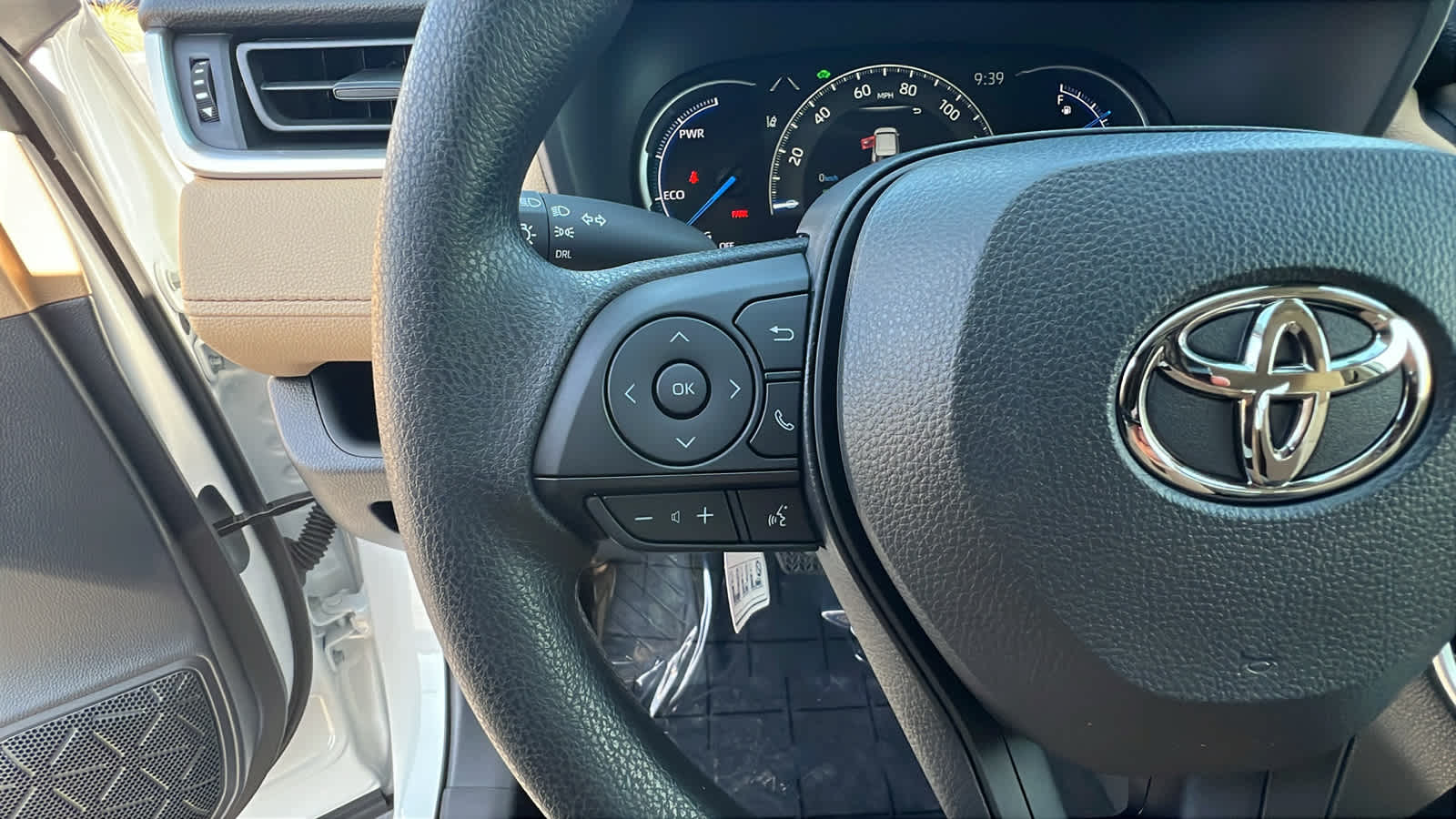 new 2025 Toyota RAV4 car, priced at $35,109