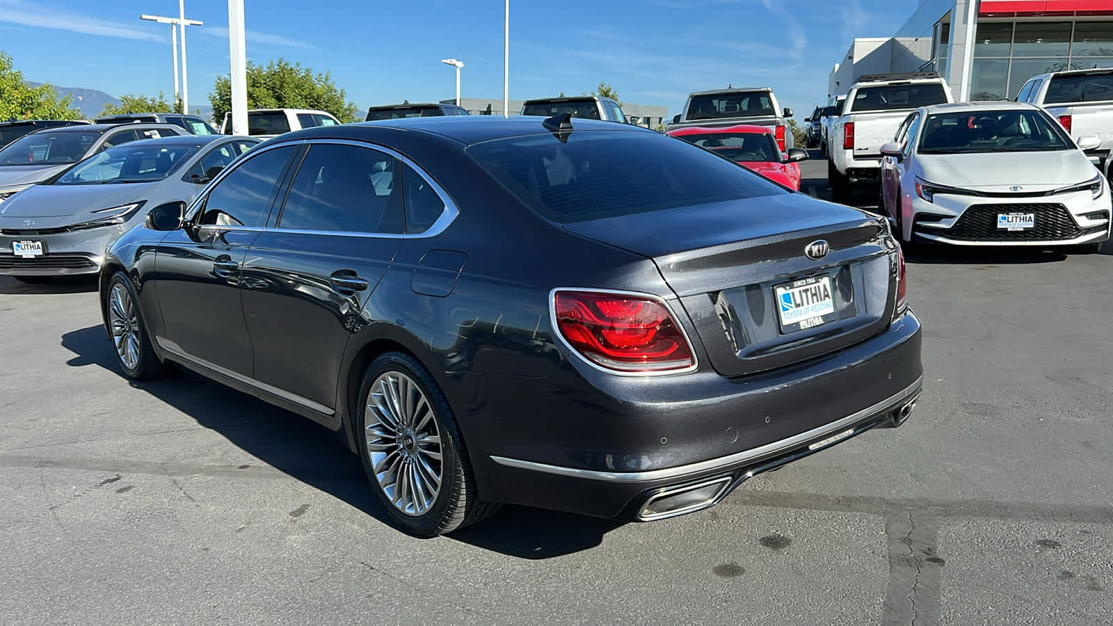 used 2020 Kia K900 car, priced at $27,995