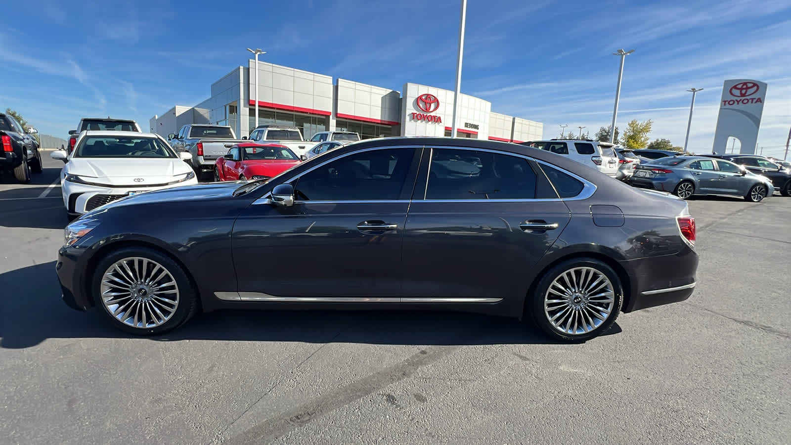 used 2020 Kia K900 car, priced at $27,995