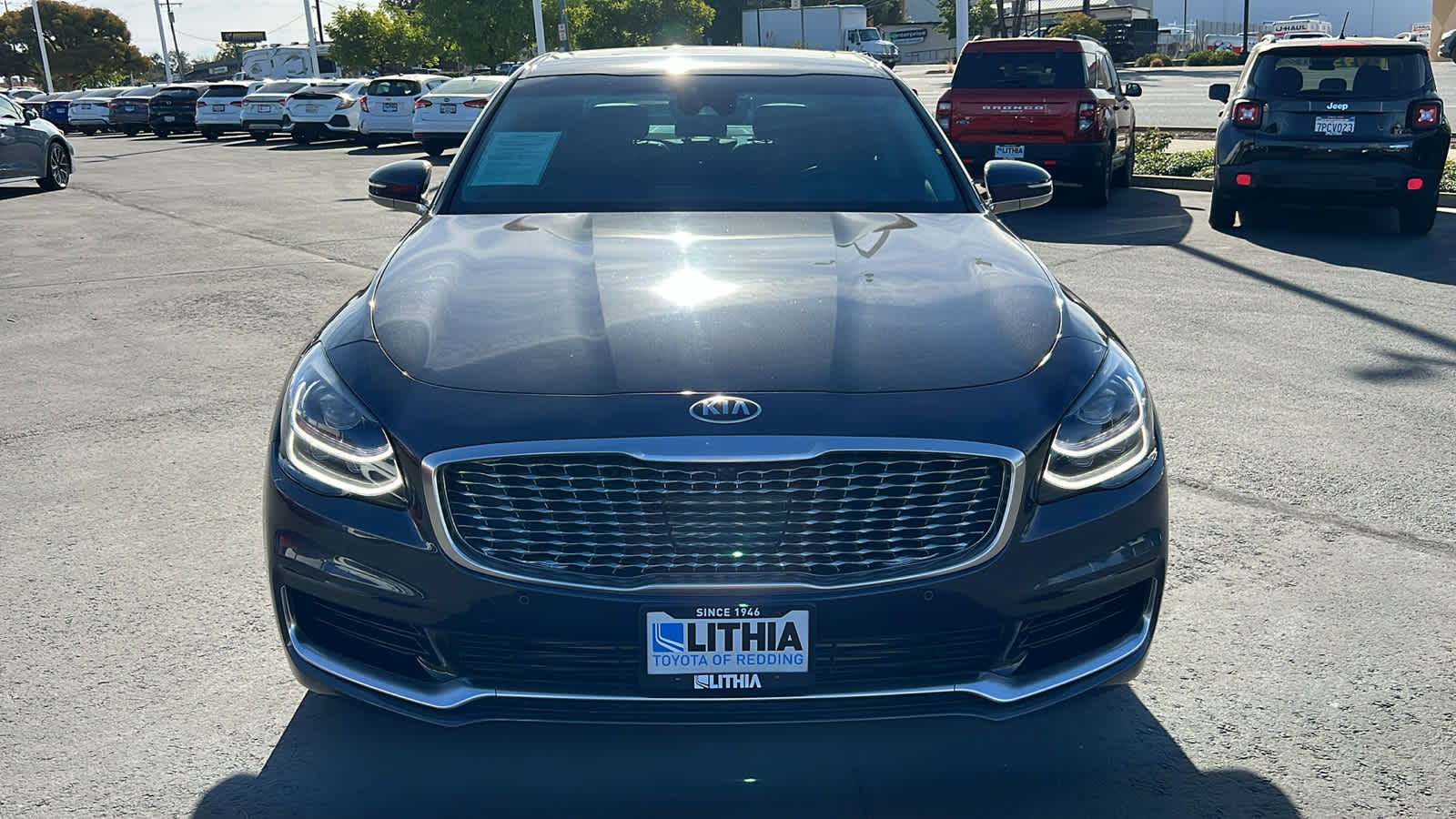 used 2020 Kia K900 car, priced at $27,995