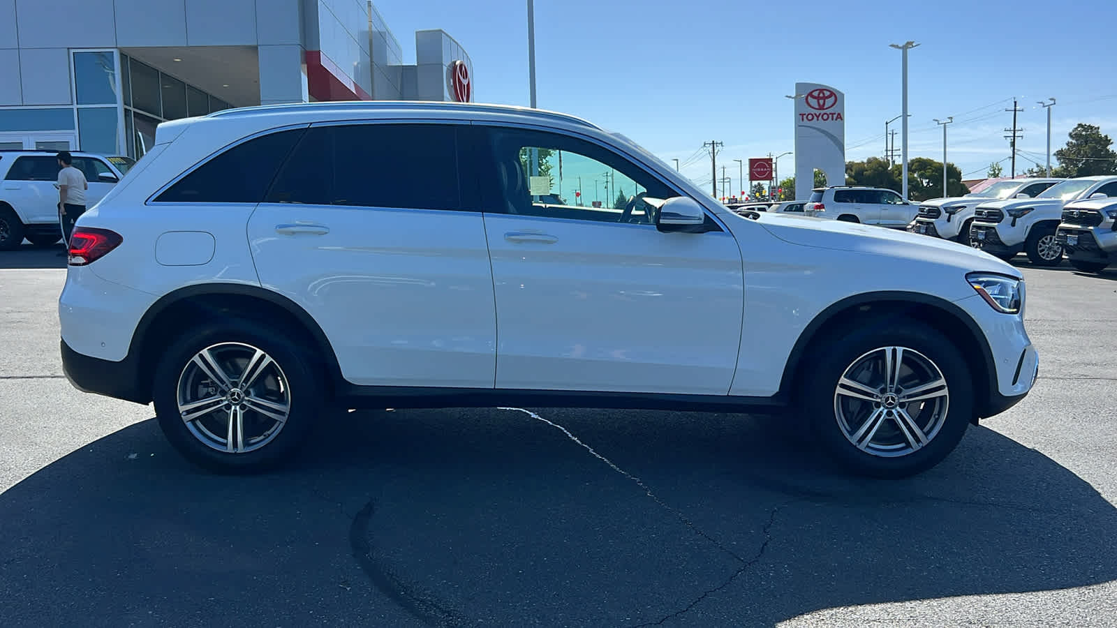 used 2022 Mercedes-Benz GLC car, priced at $28,995
