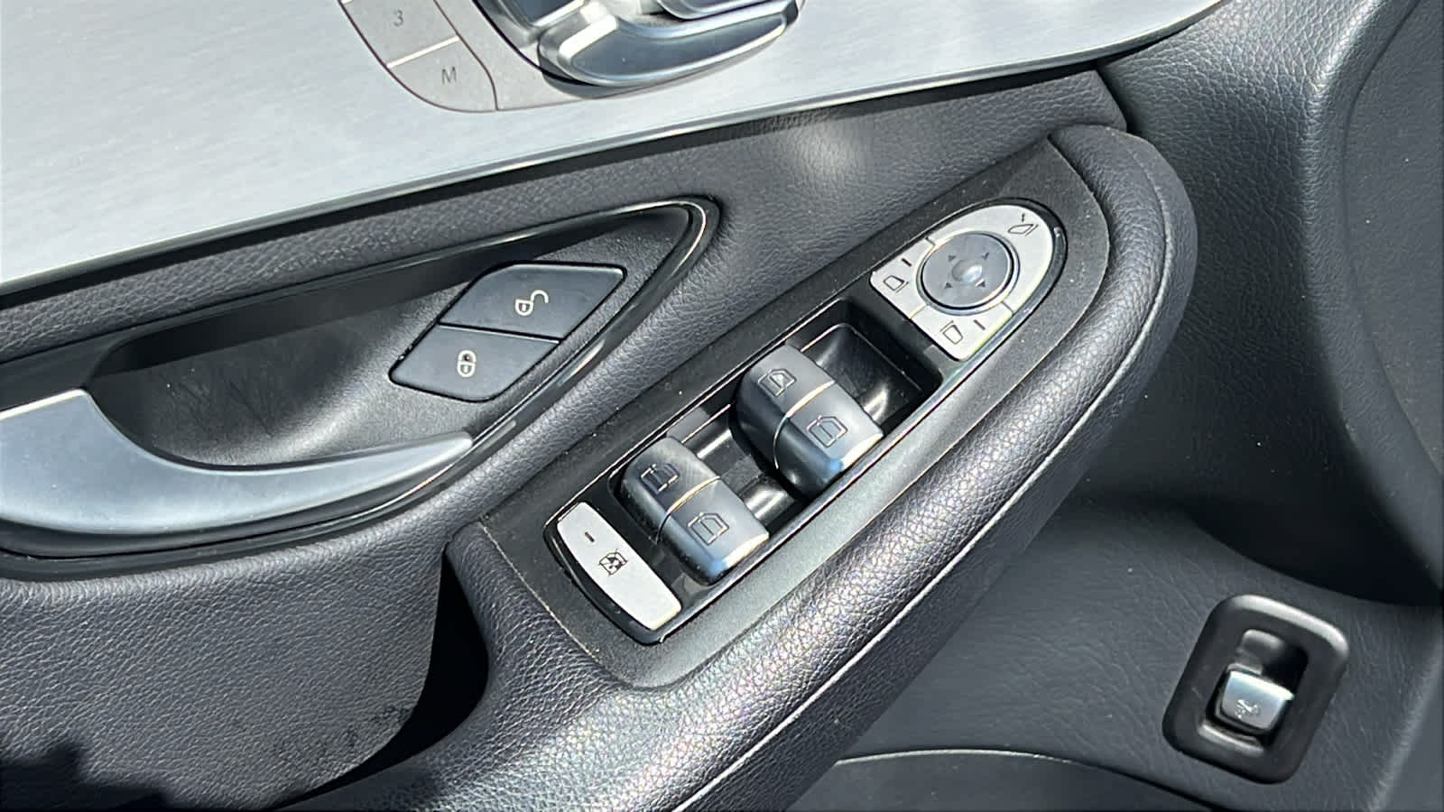 used 2022 Mercedes-Benz GLC car, priced at $28,995