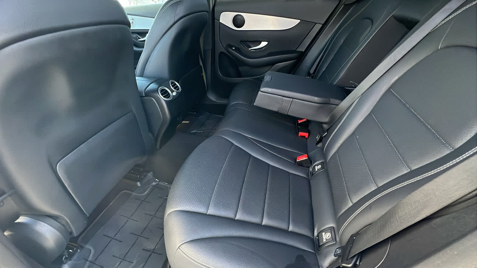 used 2022 Mercedes-Benz GLC car, priced at $28,995
