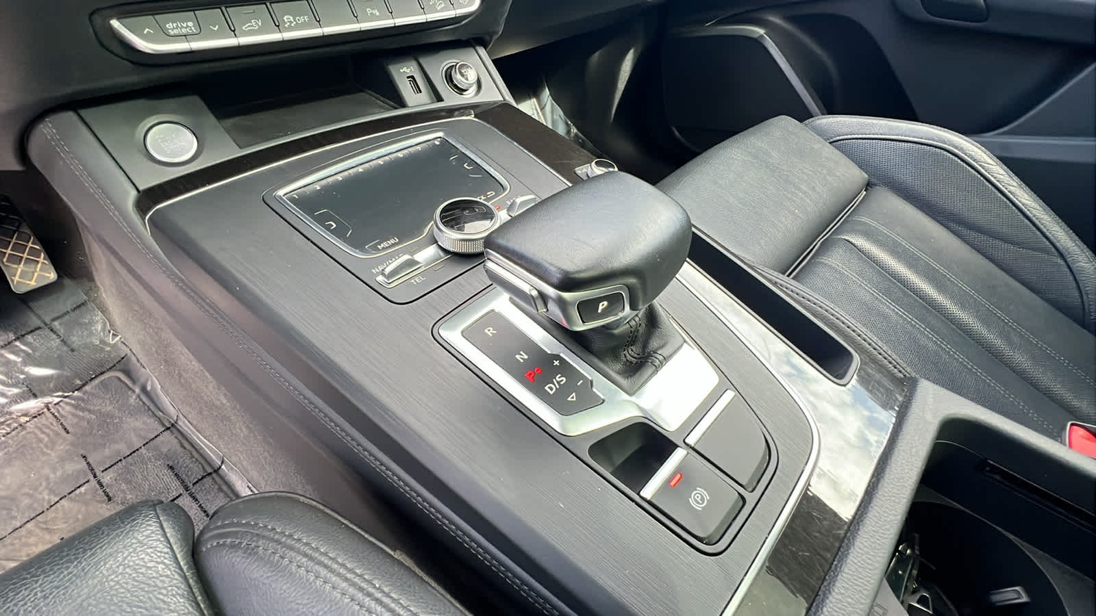 used 2020 Audi Q5 car, priced at $25,995