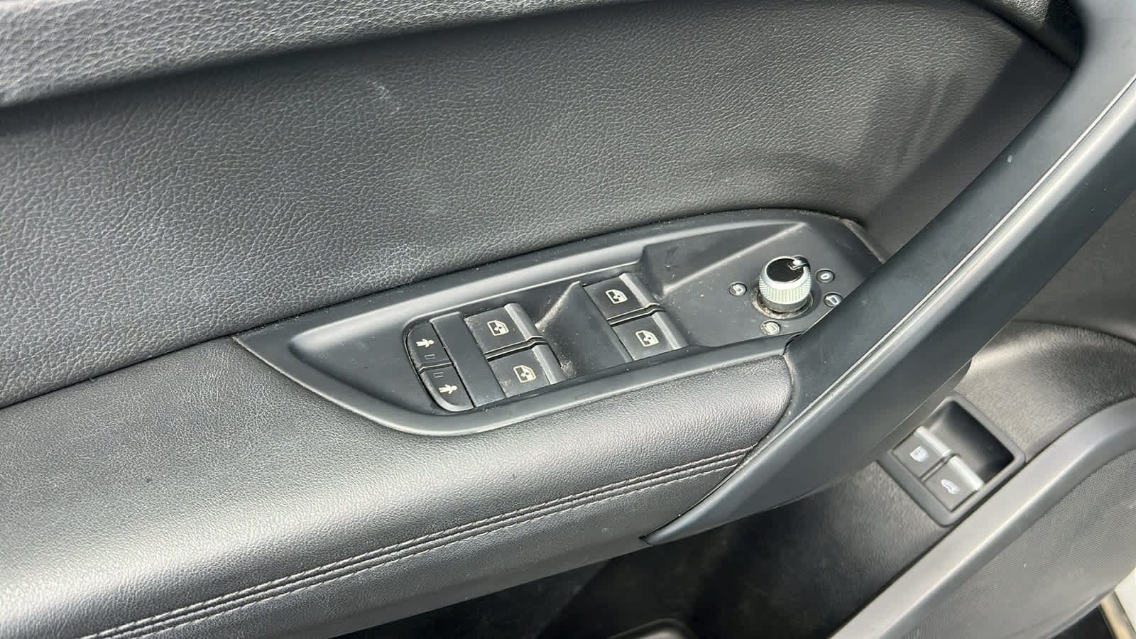 used 2020 Audi Q5 car, priced at $25,995
