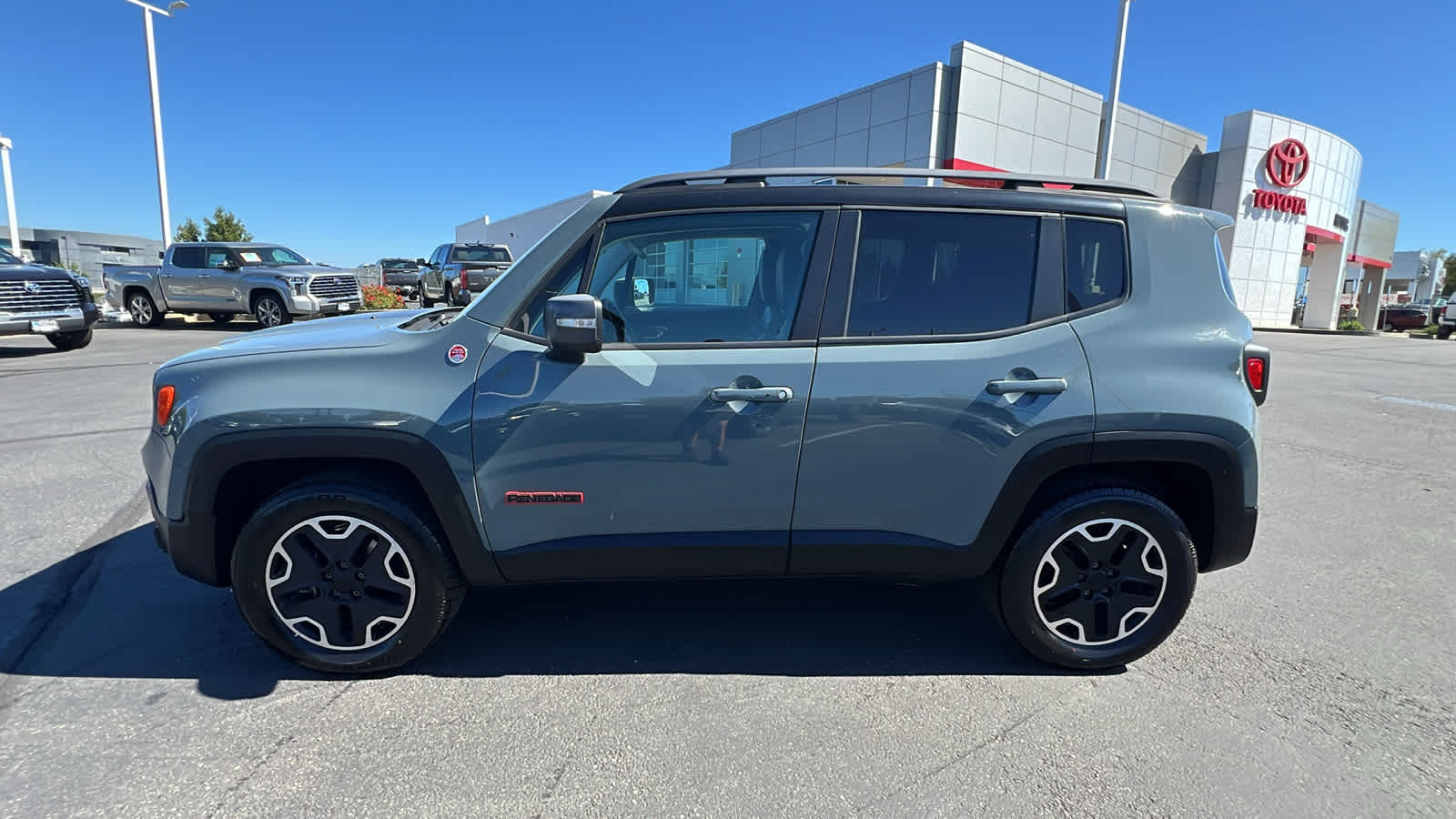 used 2015 Jeep Renegade car, priced at $7,995