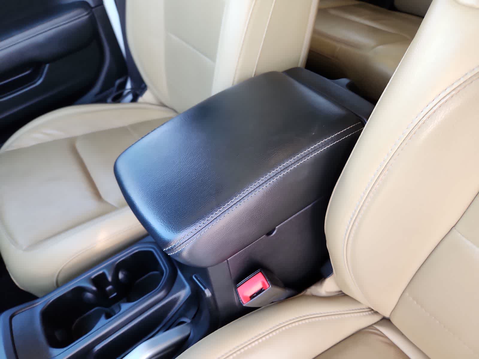 used 2019 Jeep Wrangler Unlimited car, priced at $29,999