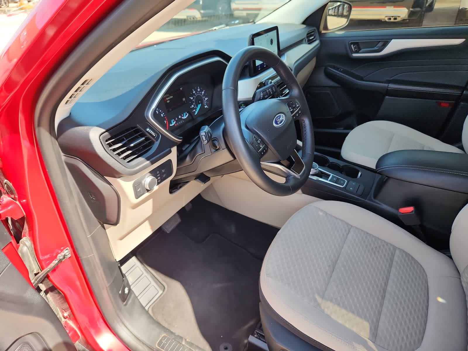 used 2022 Ford Escape car, priced at $22,999