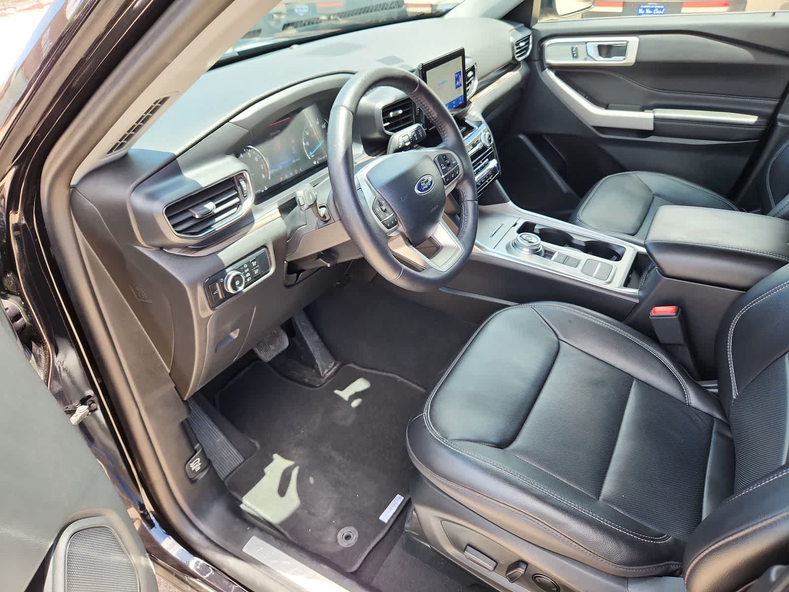 used 2024 Ford Explorer car, priced at $37,999