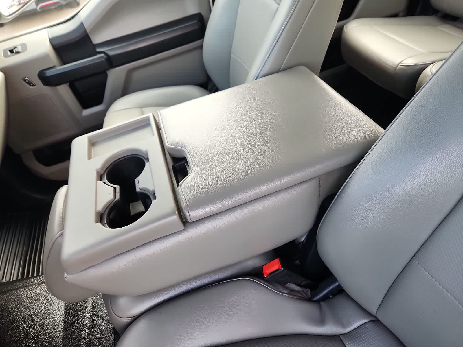 used 2022 Ford Super Duty F-250 SRW car, priced at $33,988