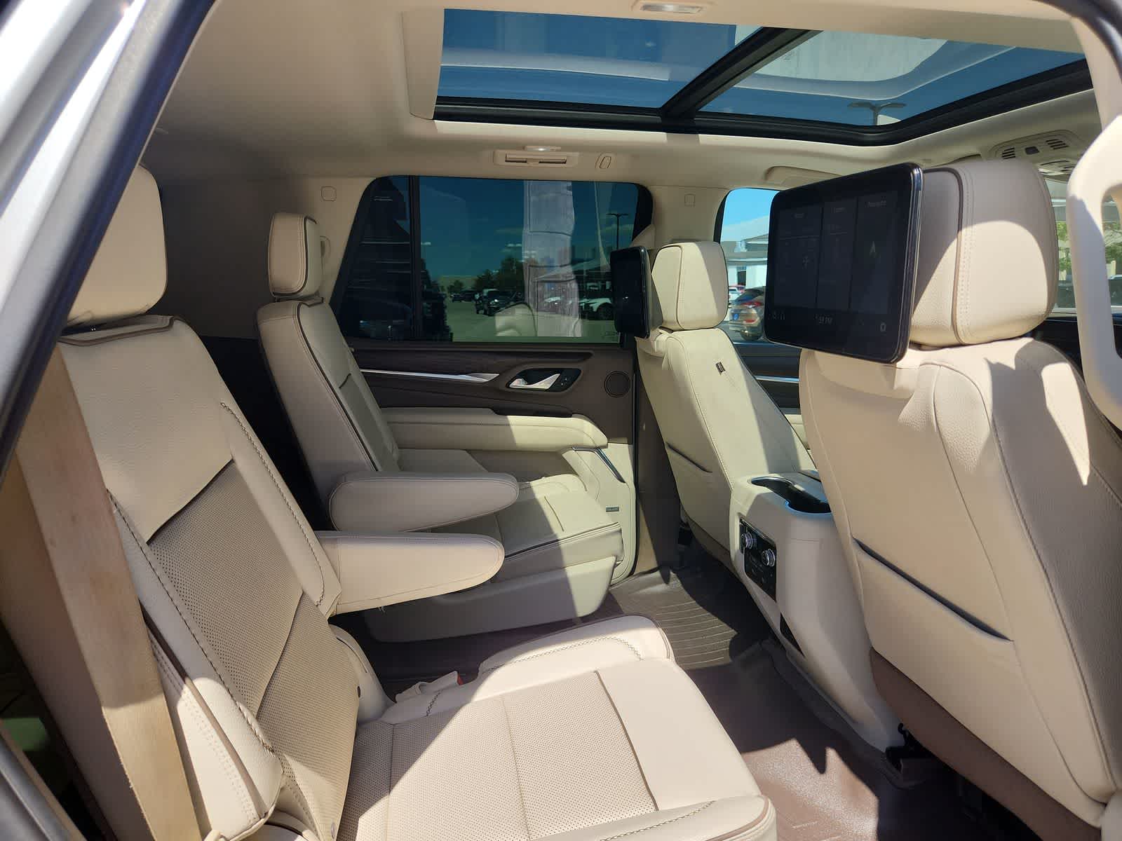used 2021 GMC Yukon car, priced at $46,999