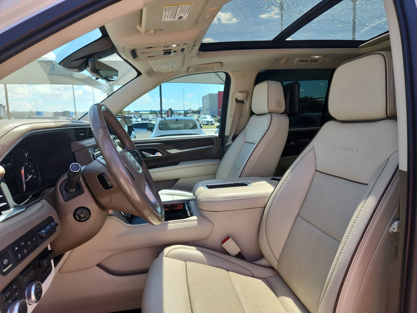 used 2021 GMC Yukon car, priced at $46,999
