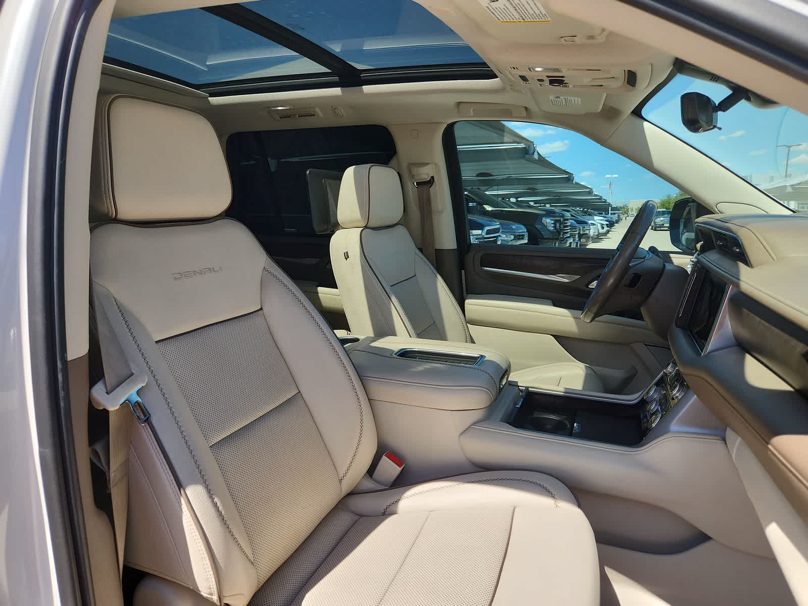used 2021 GMC Yukon car, priced at $46,999