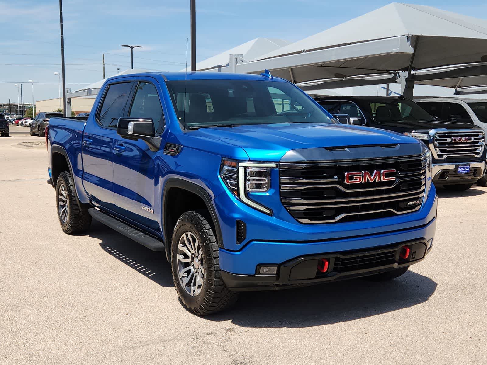 used 2022 GMC Sierra 1500 car, priced at $50,999