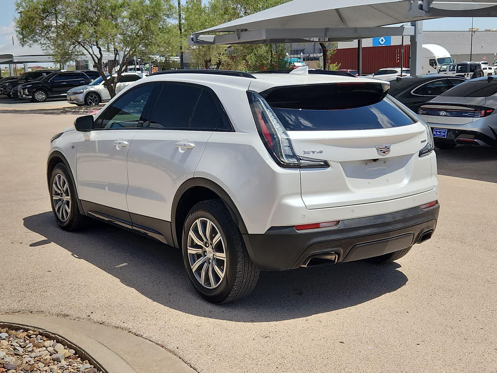 used 2021 Cadillac XT4 car, priced at $24,999