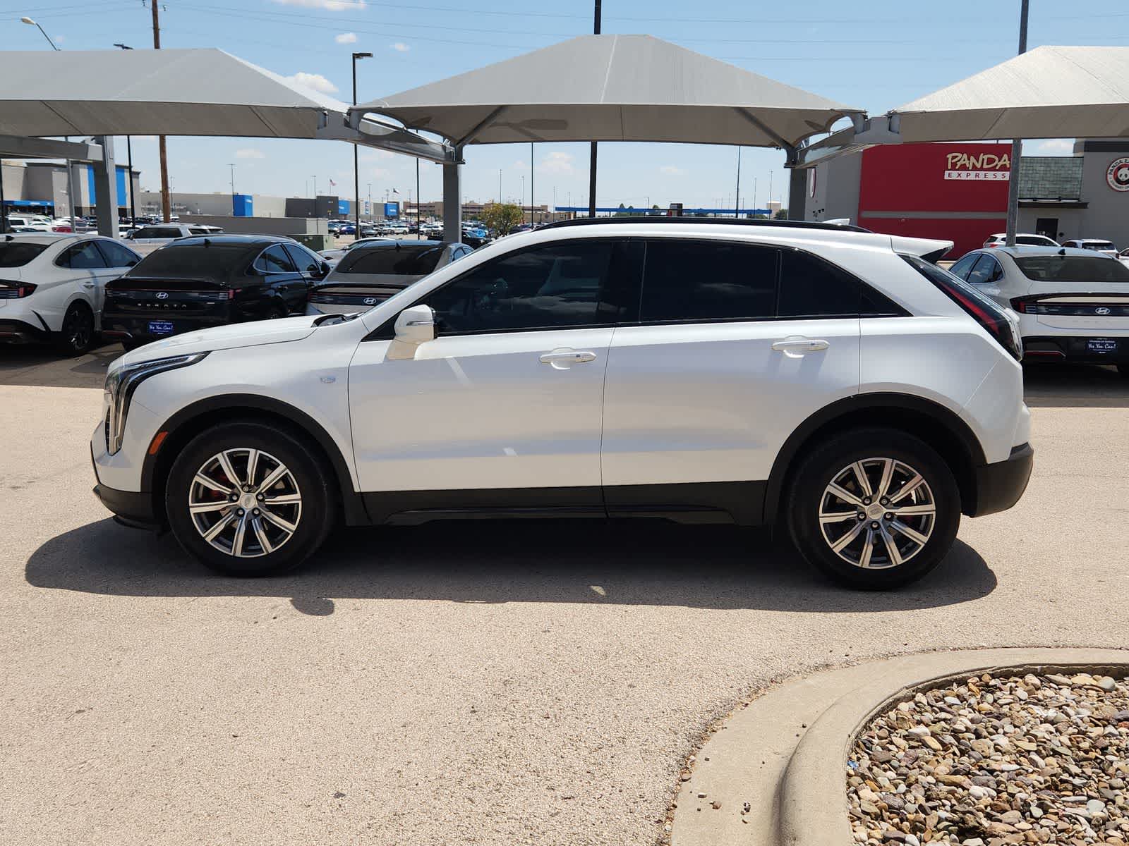 used 2021 Cadillac XT4 car, priced at $24,999