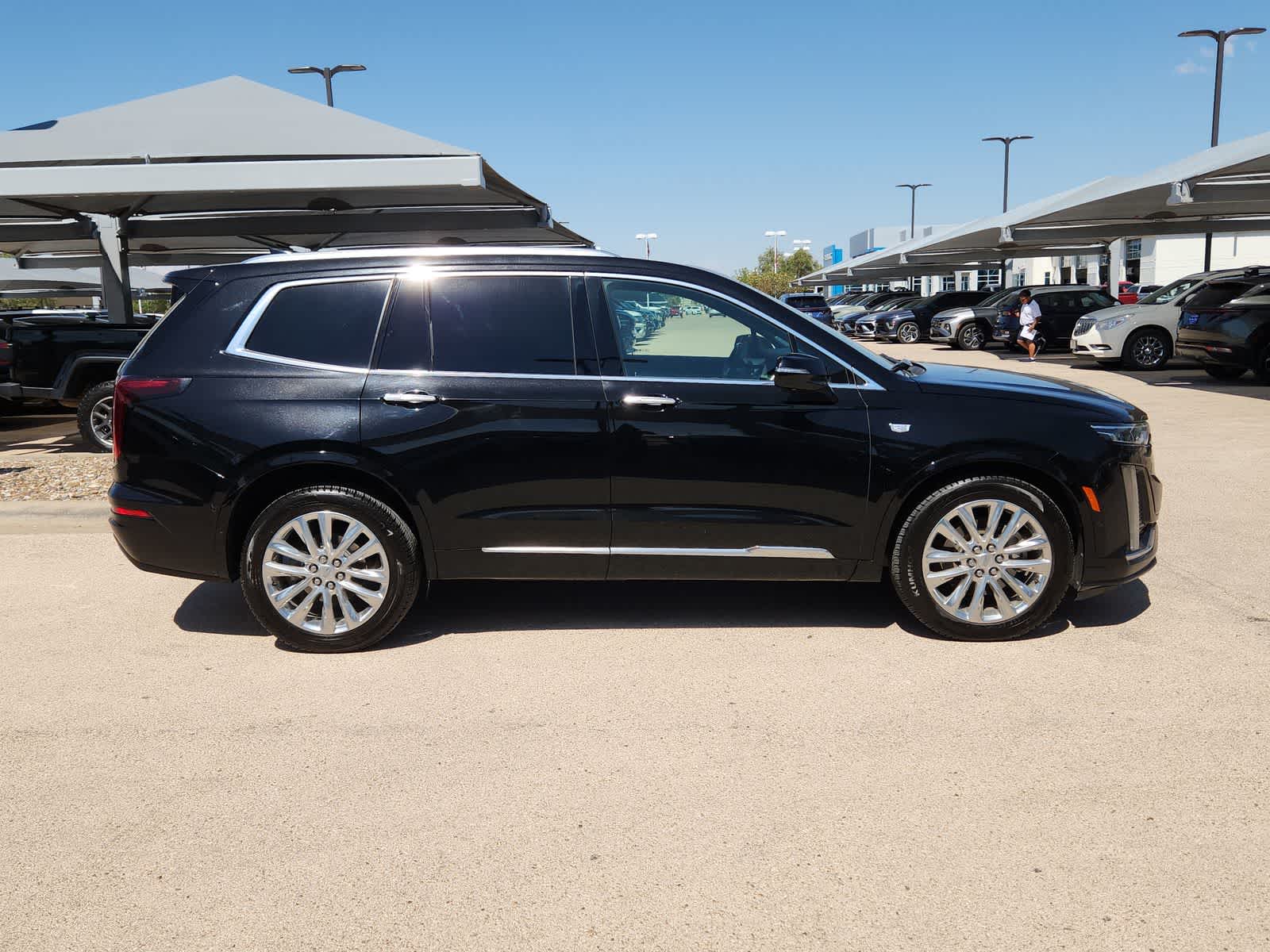 used 2020 Cadillac XT6 car, priced at $26,999
