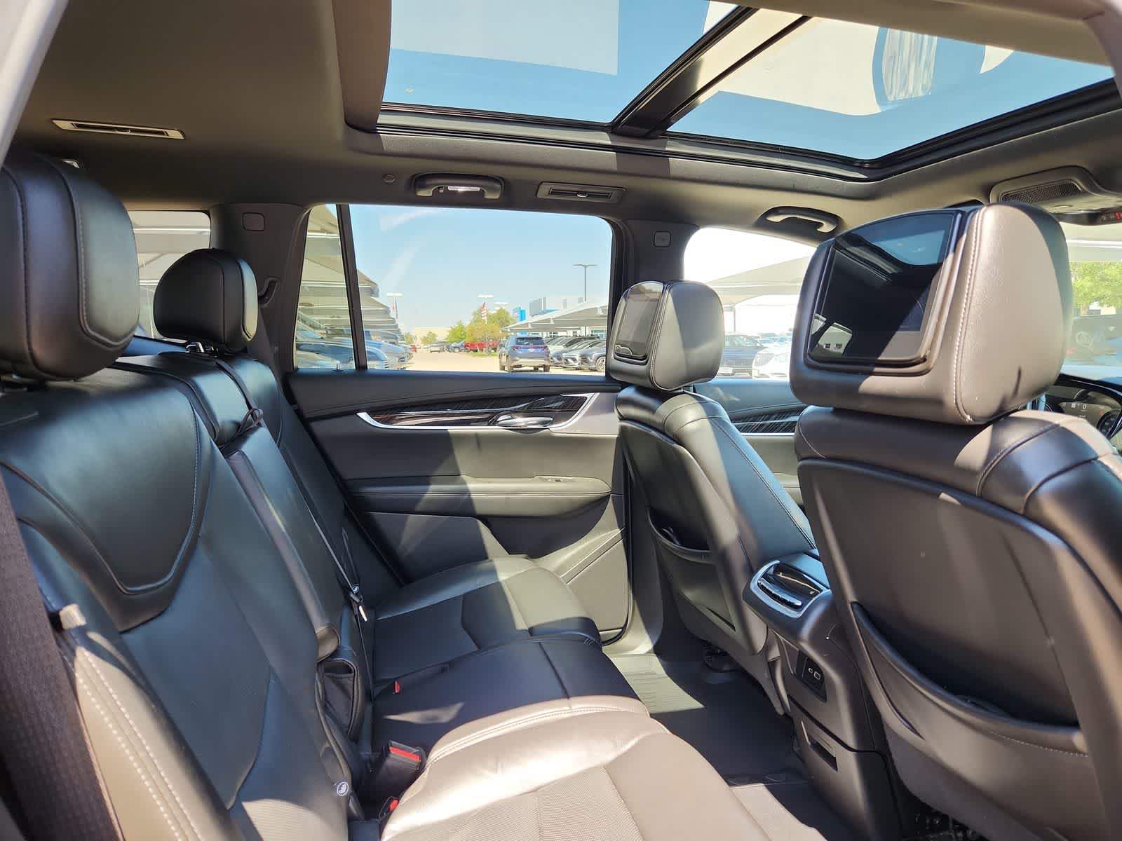 used 2020 Cadillac XT6 car, priced at $26,999