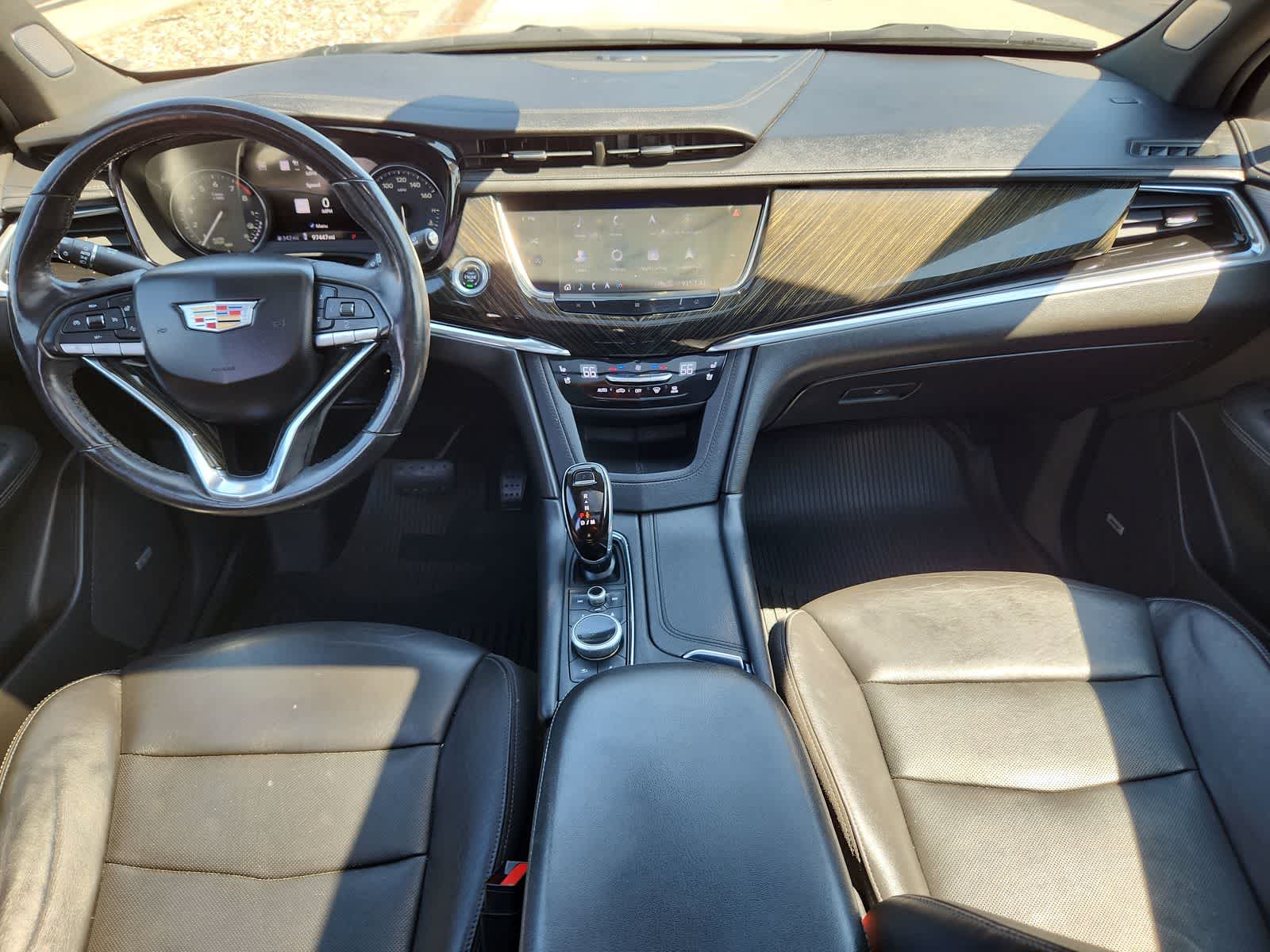 used 2020 Cadillac XT6 car, priced at $26,999