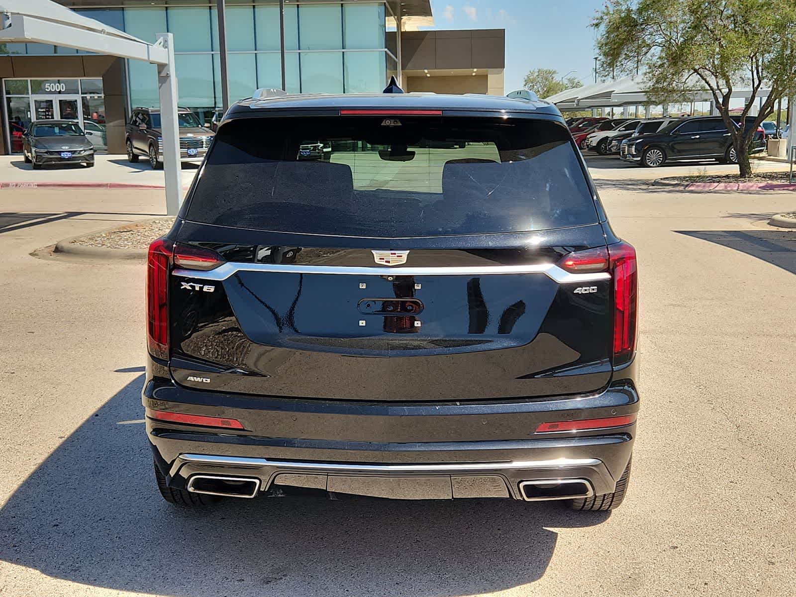 used 2020 Cadillac XT6 car, priced at $26,999