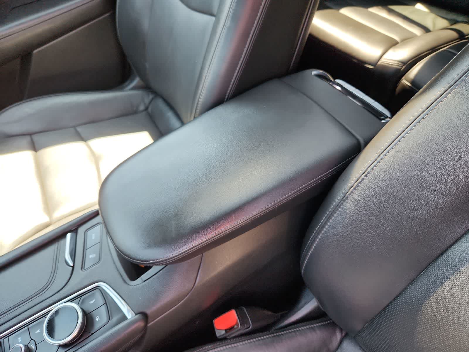 used 2020 Cadillac XT6 car, priced at $26,999