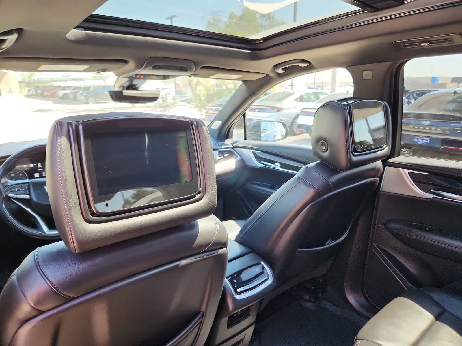 used 2020 Cadillac XT6 car, priced at $26,999