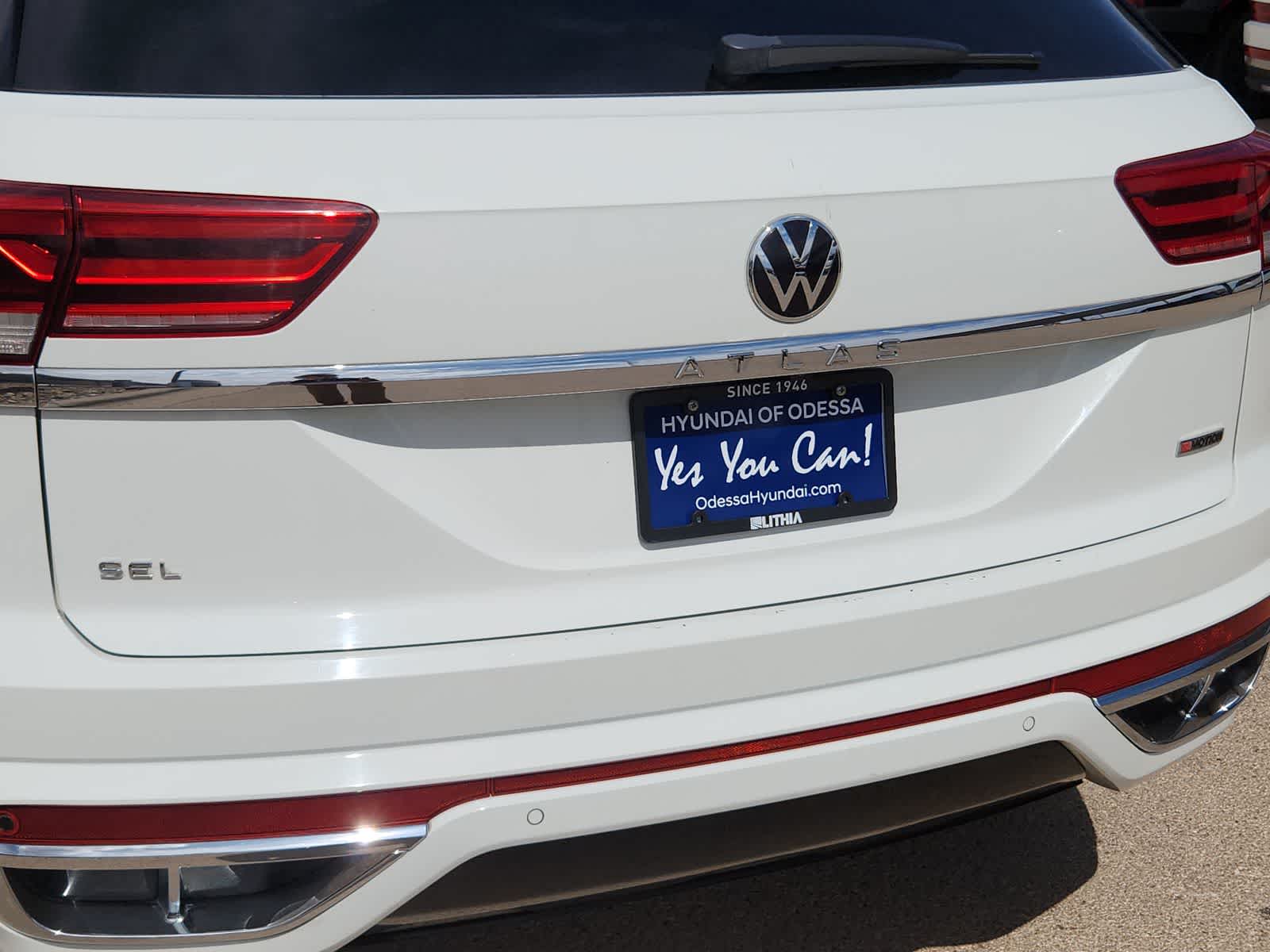 used 2022 Volkswagen Atlas Cross Sport car, priced at $23,999