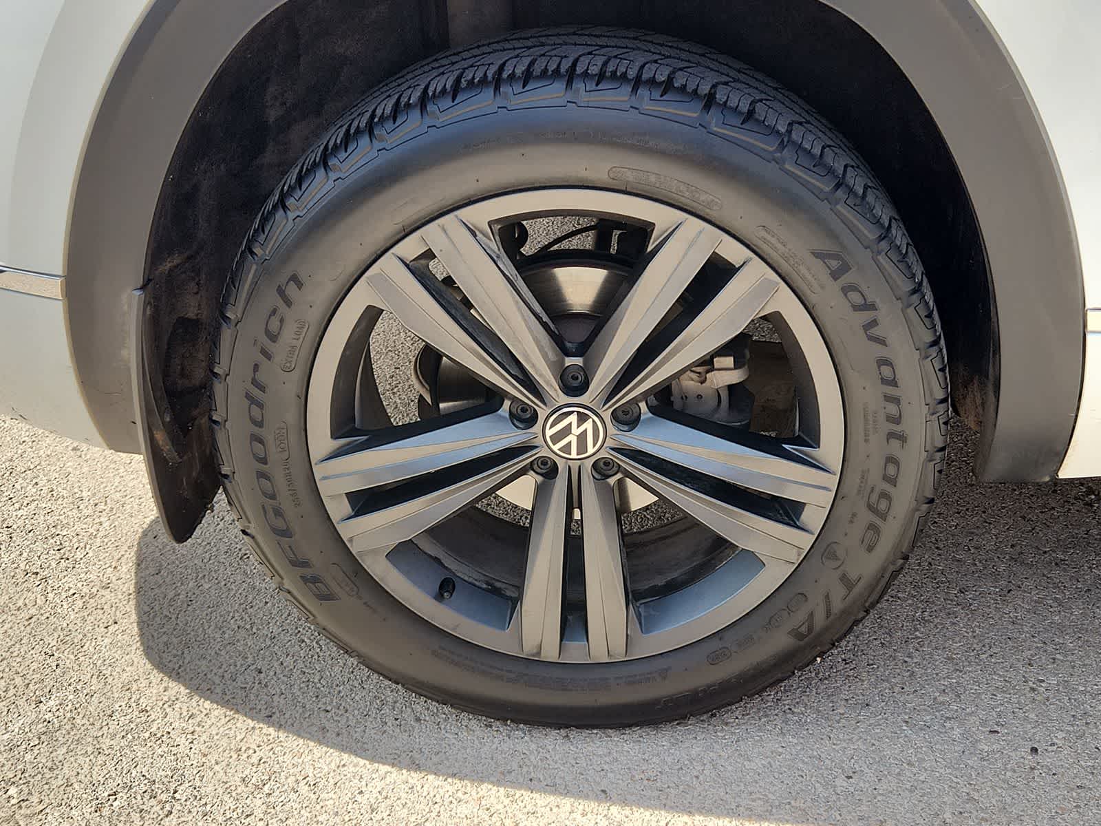 used 2022 Volkswagen Atlas Cross Sport car, priced at $23,999