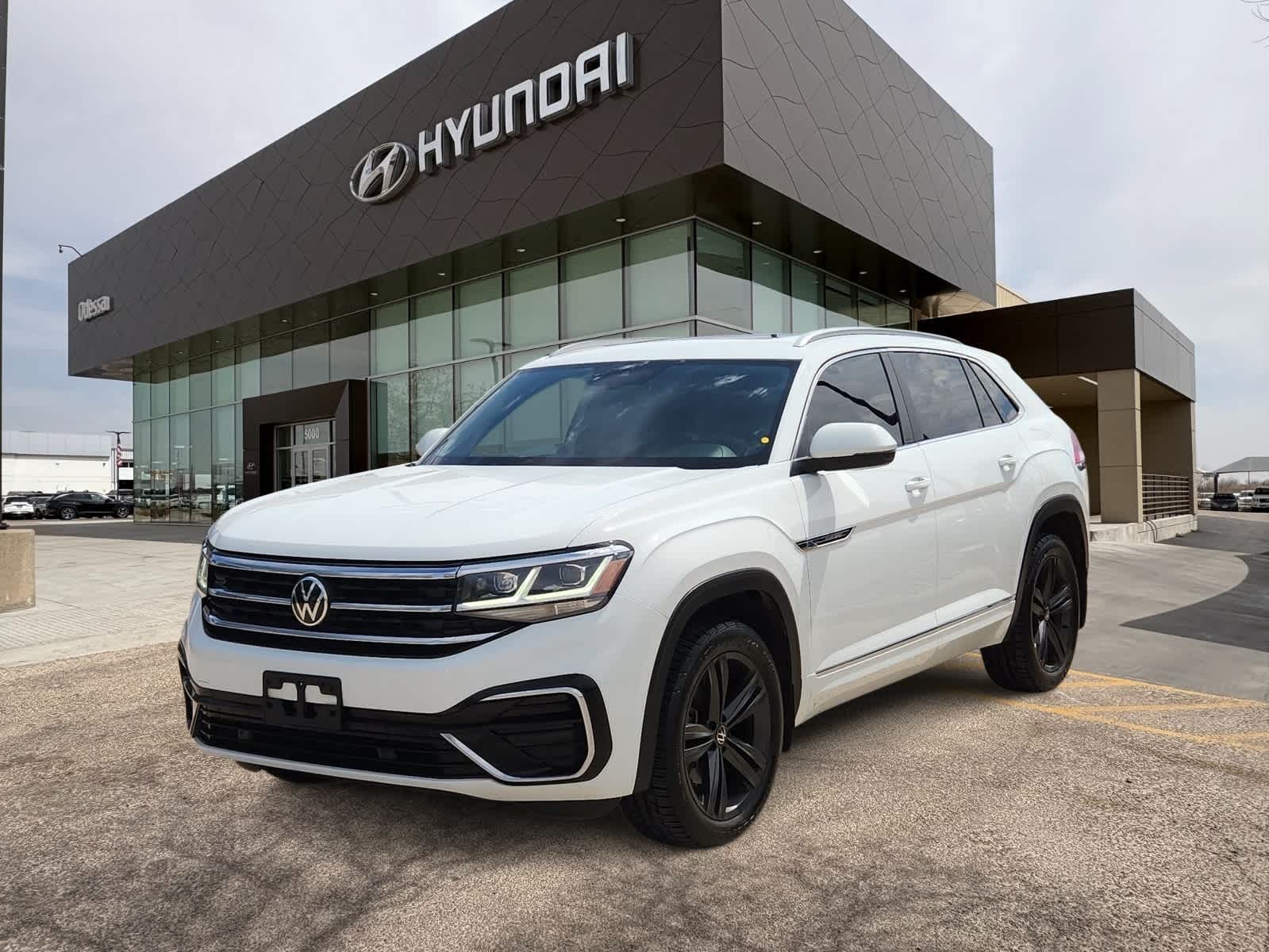 used 2022 Volkswagen Atlas Cross Sport car, priced at $23,999