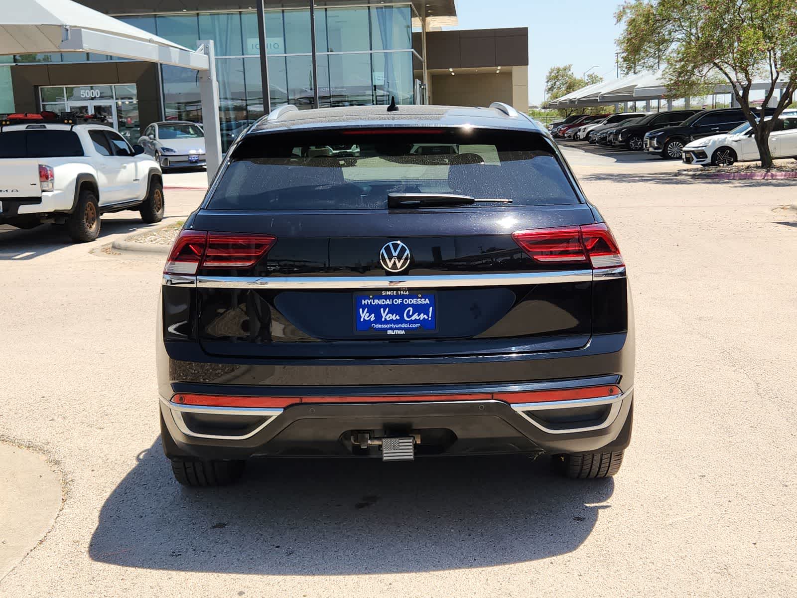 used 2021 Volkswagen Atlas Cross Sport car, priced at $23,999