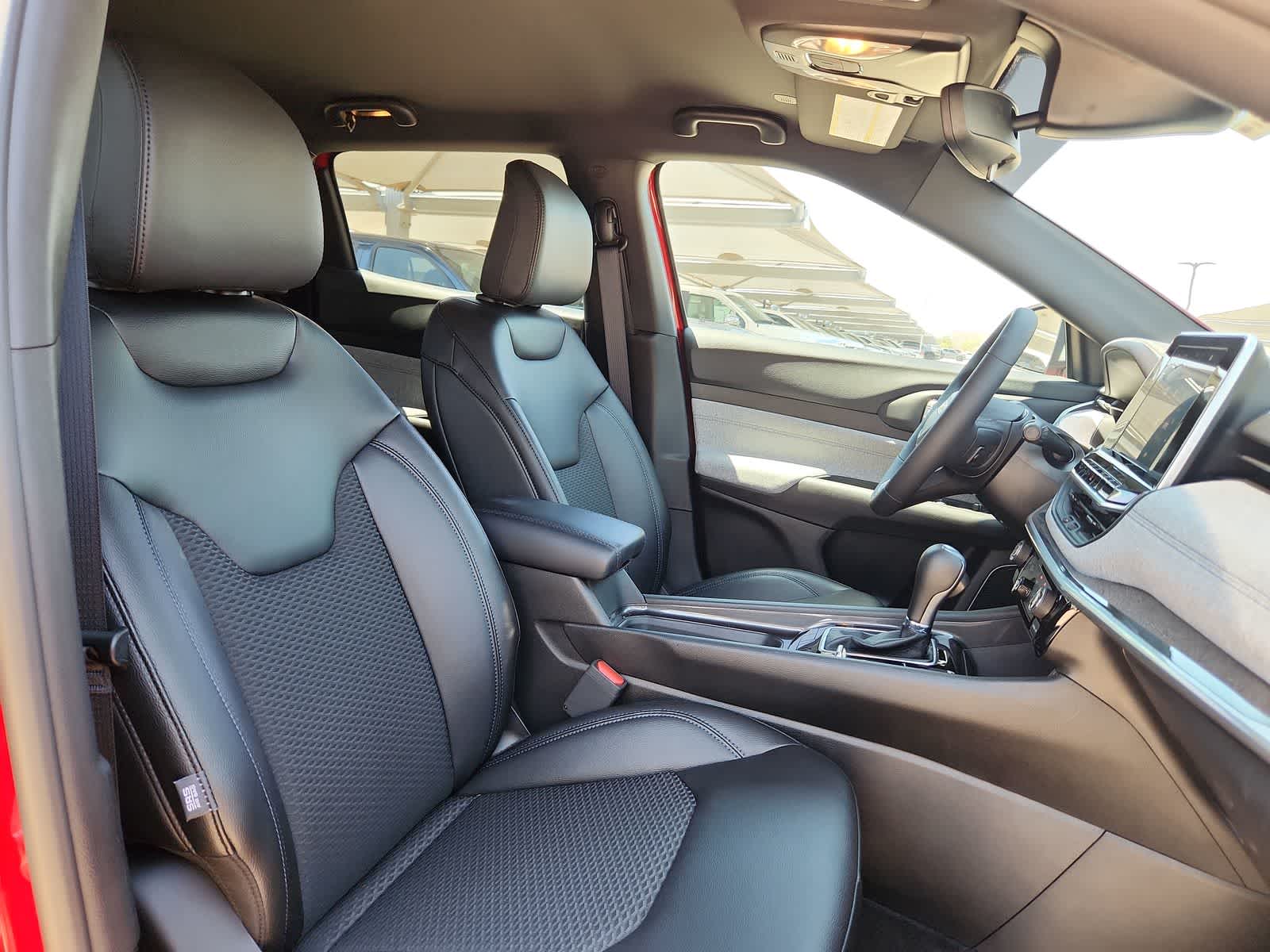 used 2025 Jeep Compass car, priced at $29,999