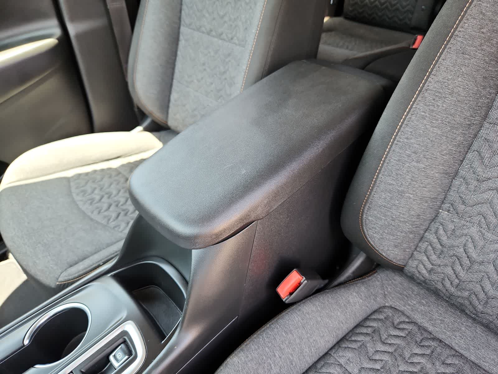 used 2022 Chevrolet Equinox car, priced at $22,999