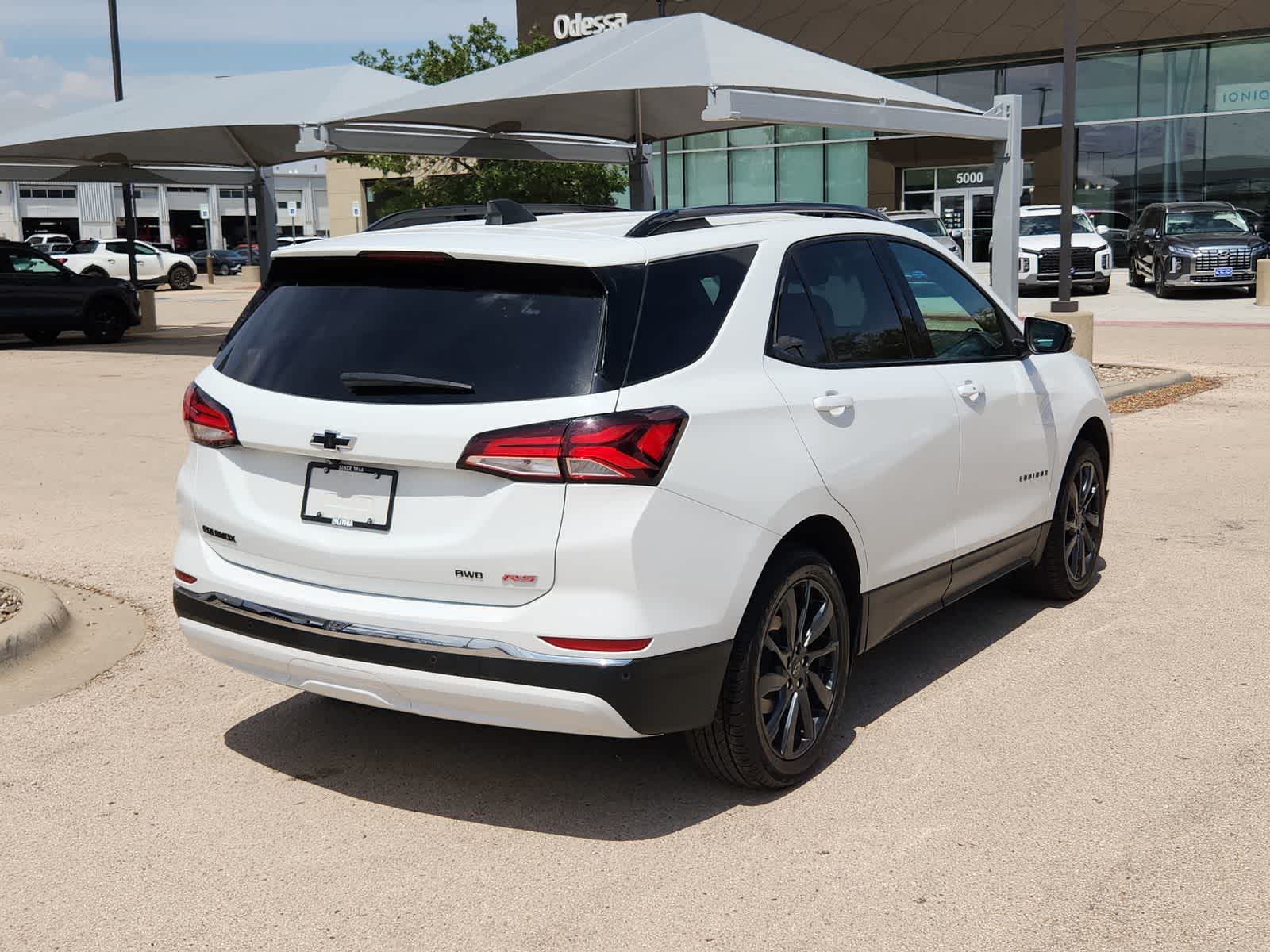 used 2022 Chevrolet Equinox car, priced at $25,999