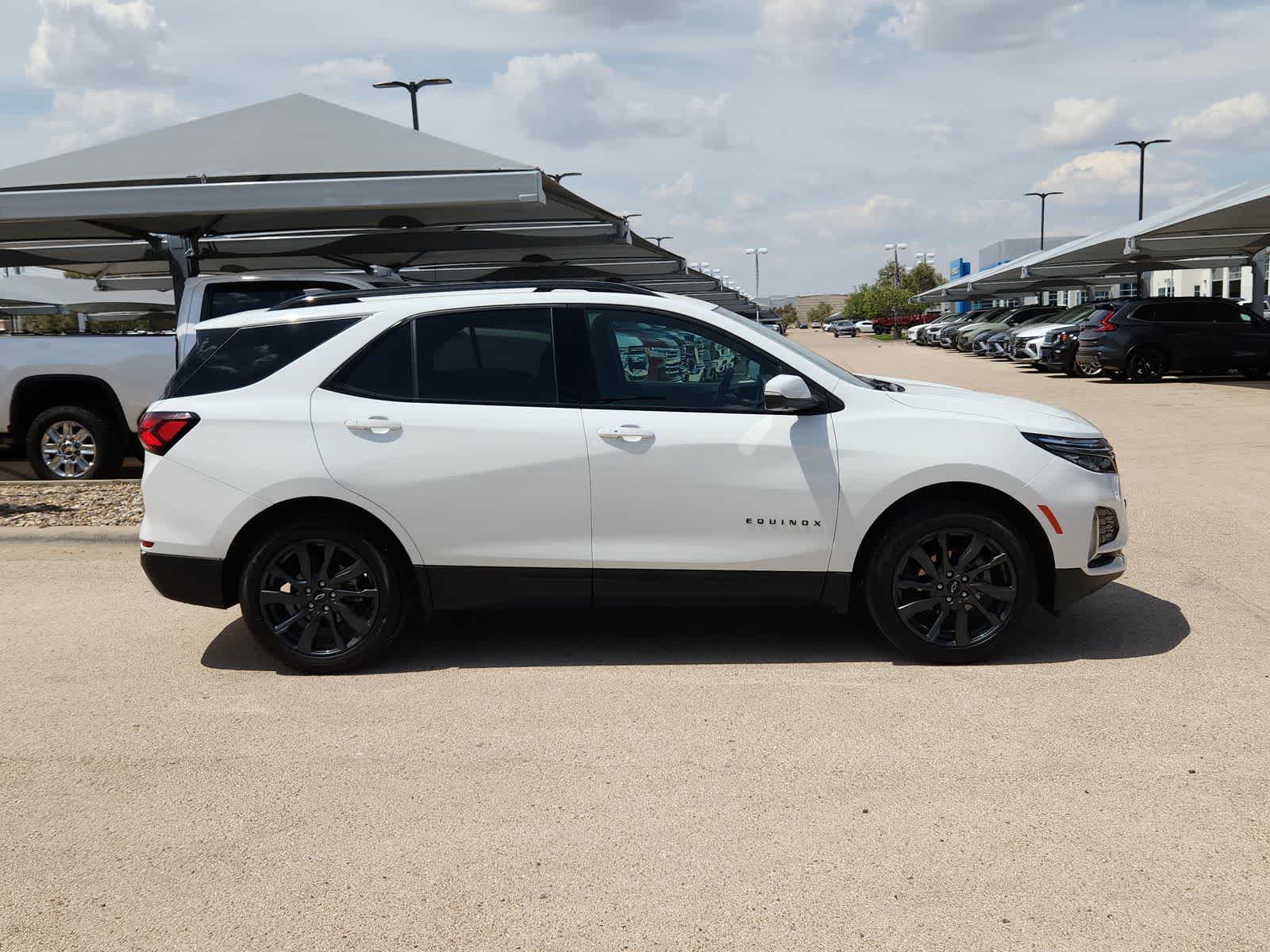used 2022 Chevrolet Equinox car, priced at $25,999