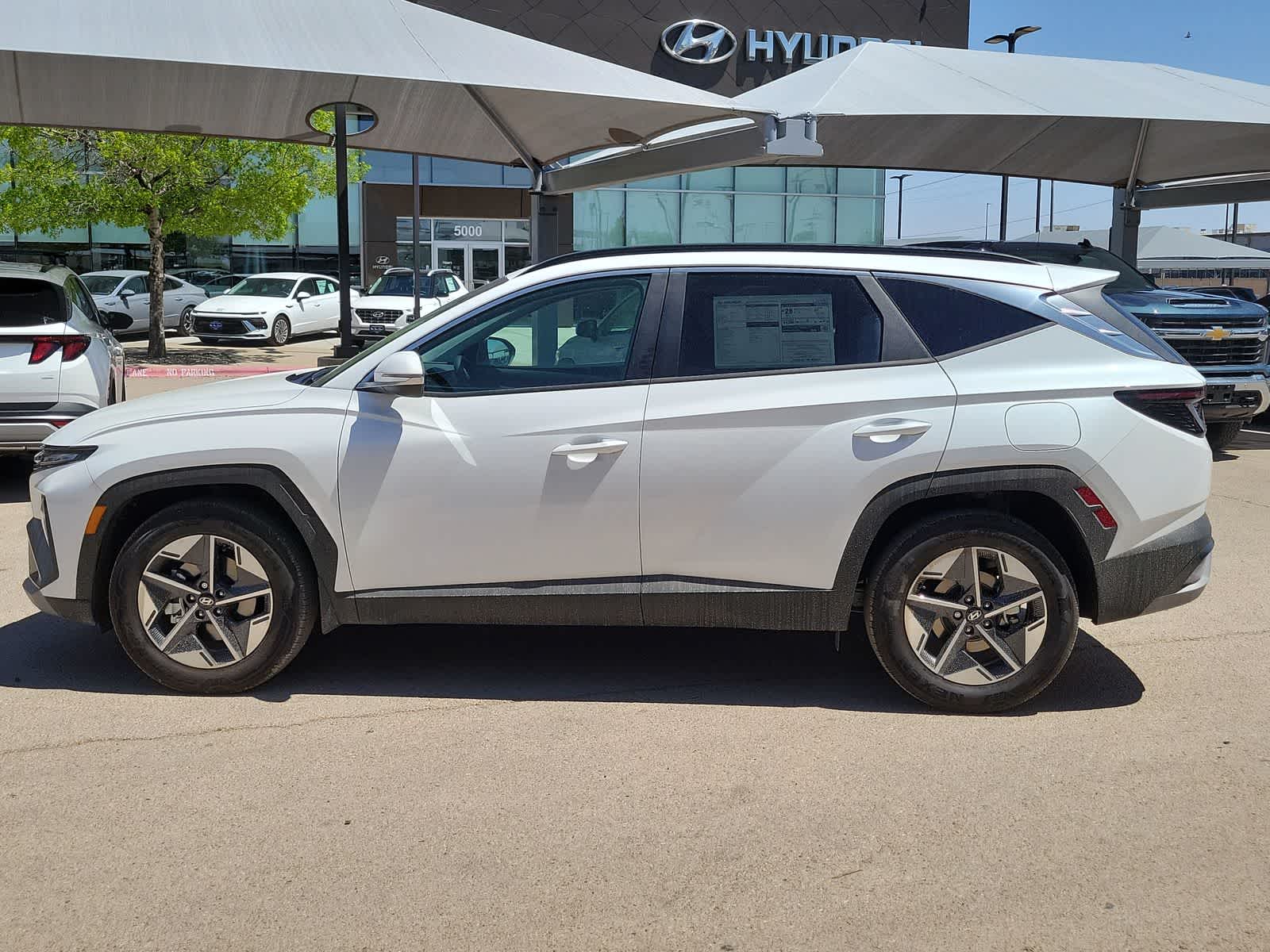 new 2025 Hyundai Tucson car, priced at $35,630