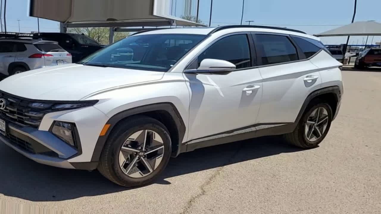 new 2025 Hyundai Tucson car, priced at $35,630