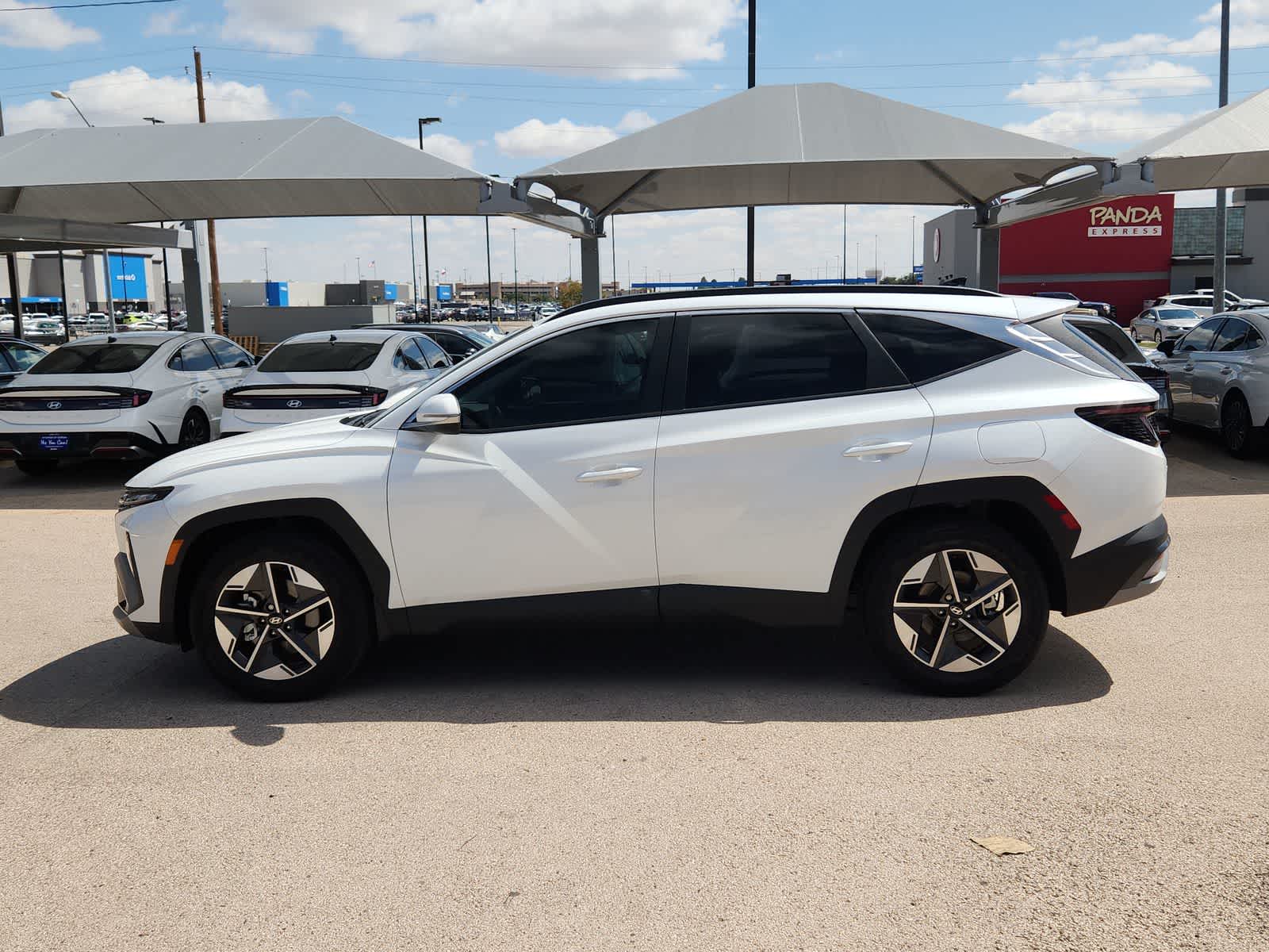 new 2025 Hyundai Tucson car, priced at $35,630