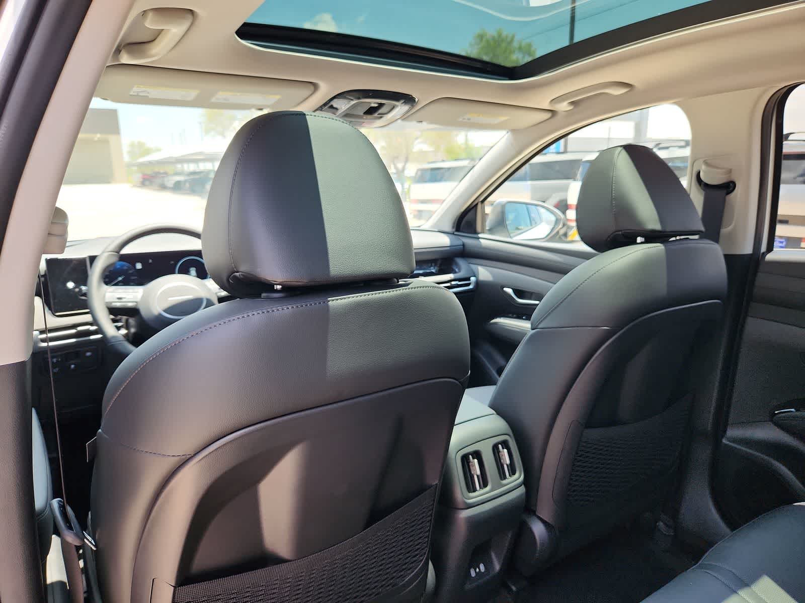 new 2025 Hyundai Tucson car, priced at $38,205