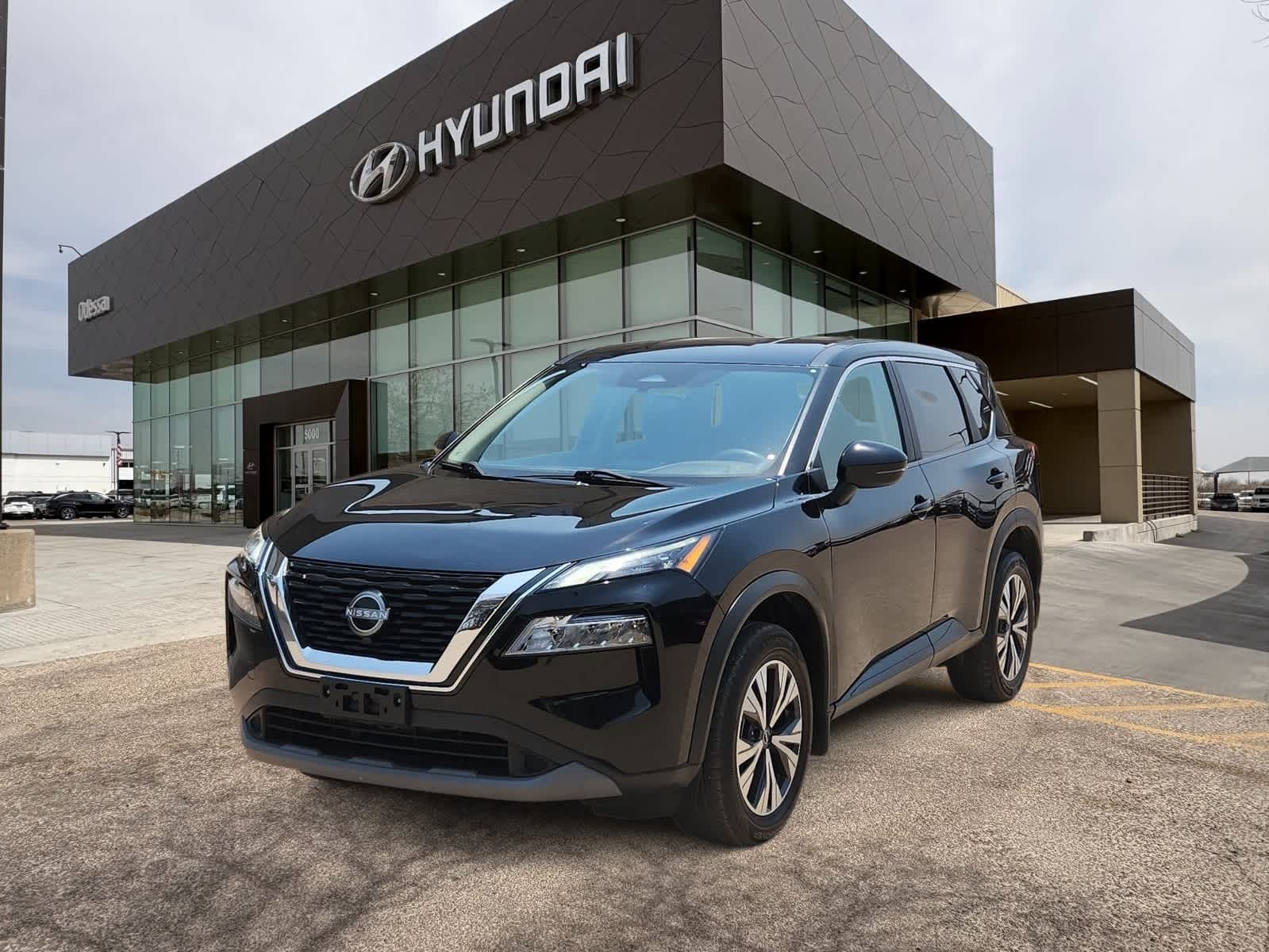 used 2022 Nissan Rogue car, priced at $23,999