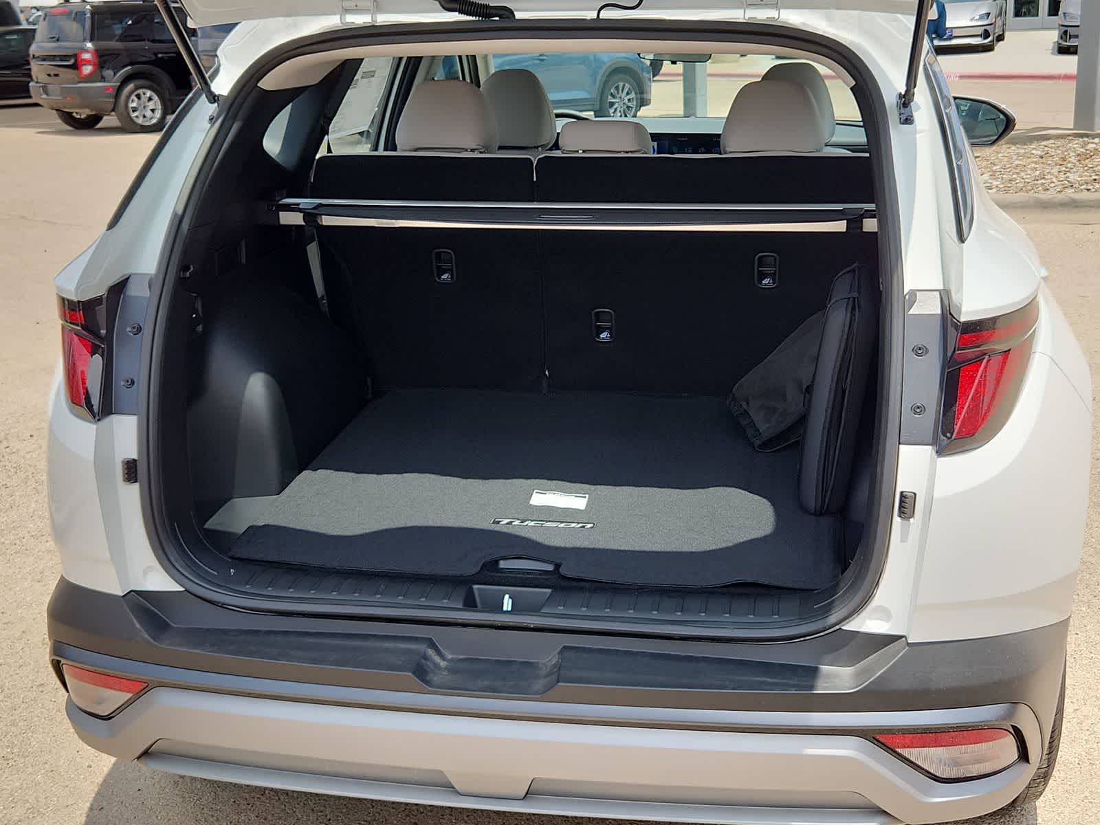 new 2025 Hyundai Tucson car, priced at $31,250