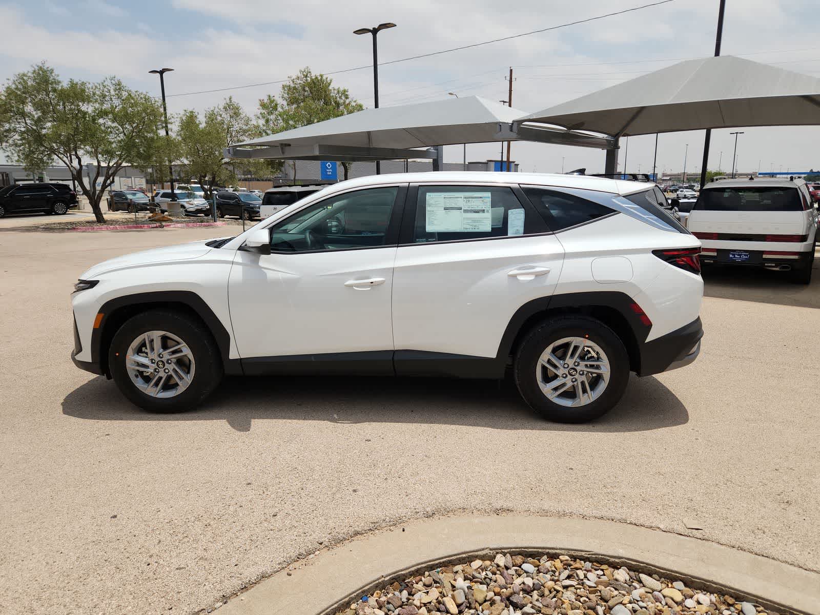 new 2025 Hyundai Tucson car, priced at $31,250