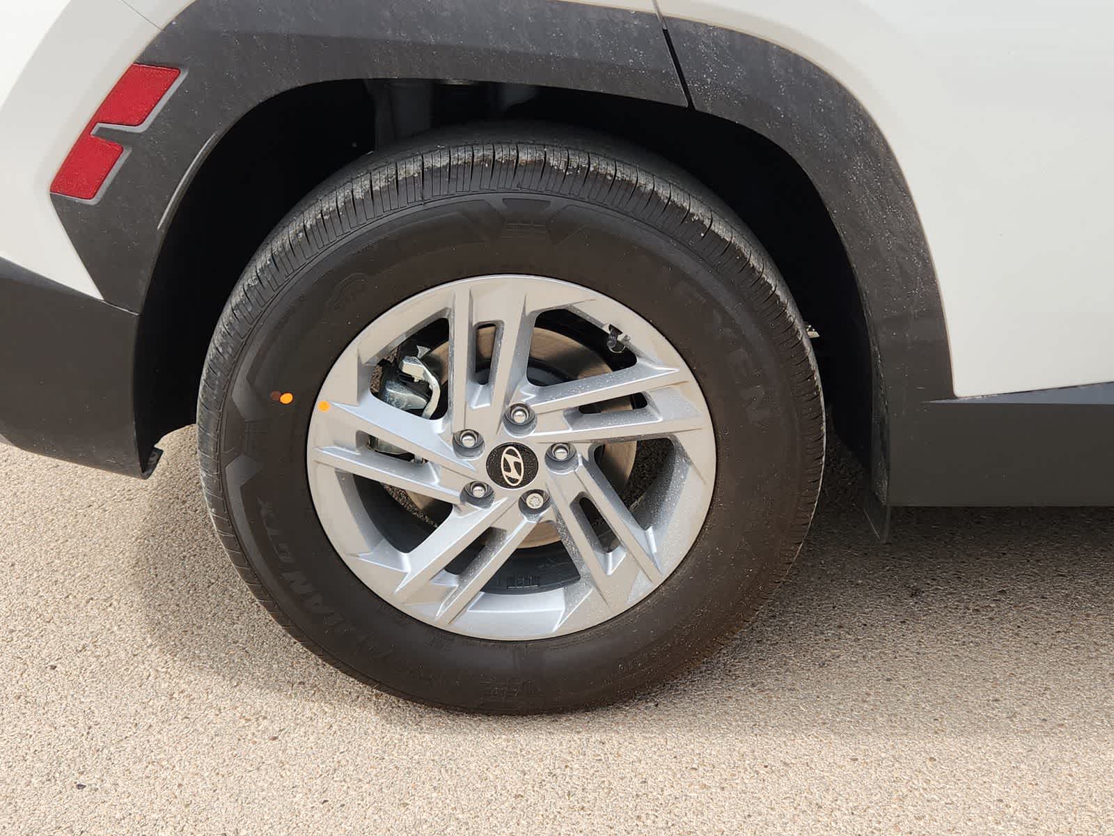 new 2025 Hyundai Tucson car, priced at $31,250