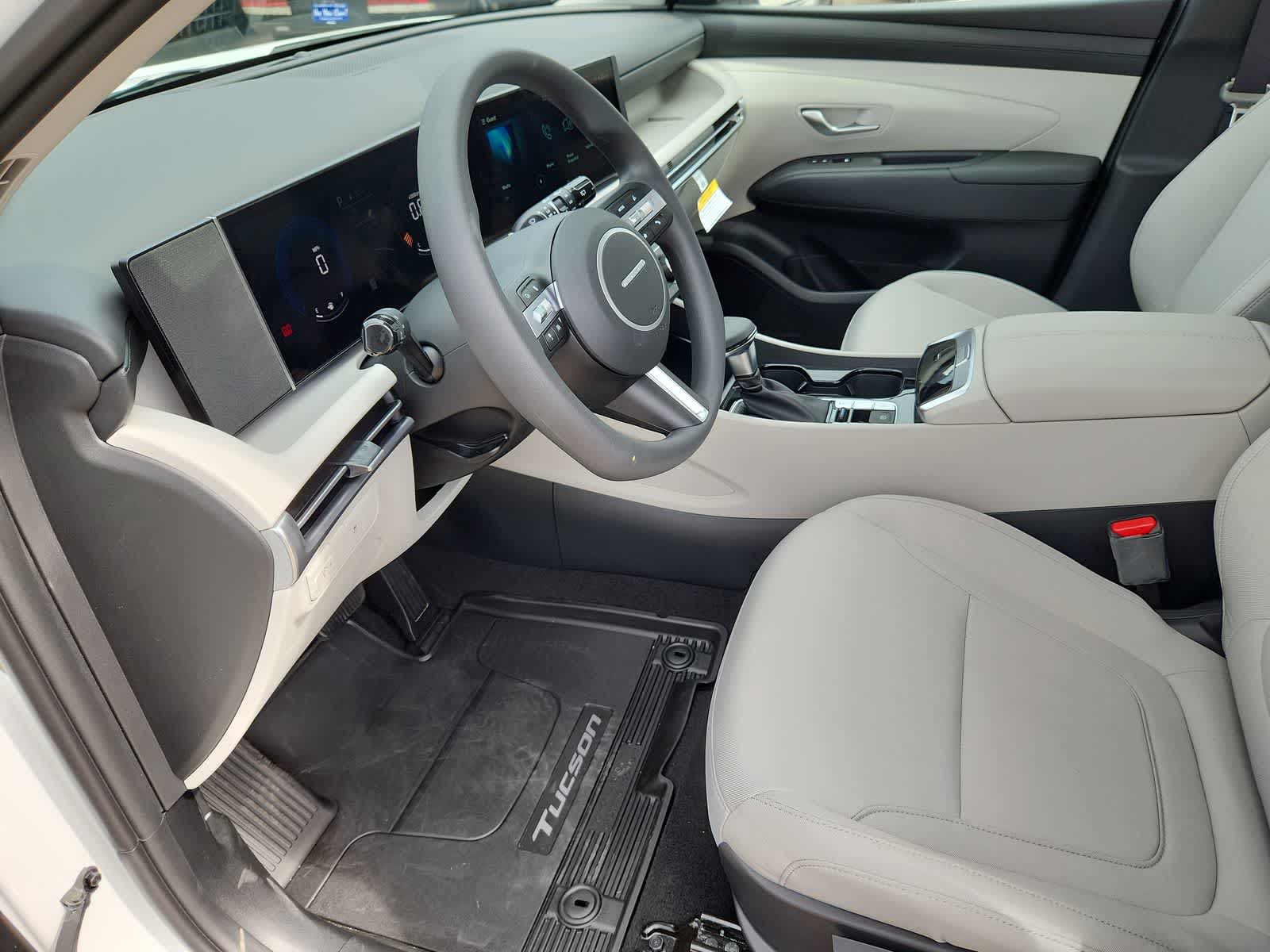 new 2025 Hyundai Tucson car, priced at $31,250